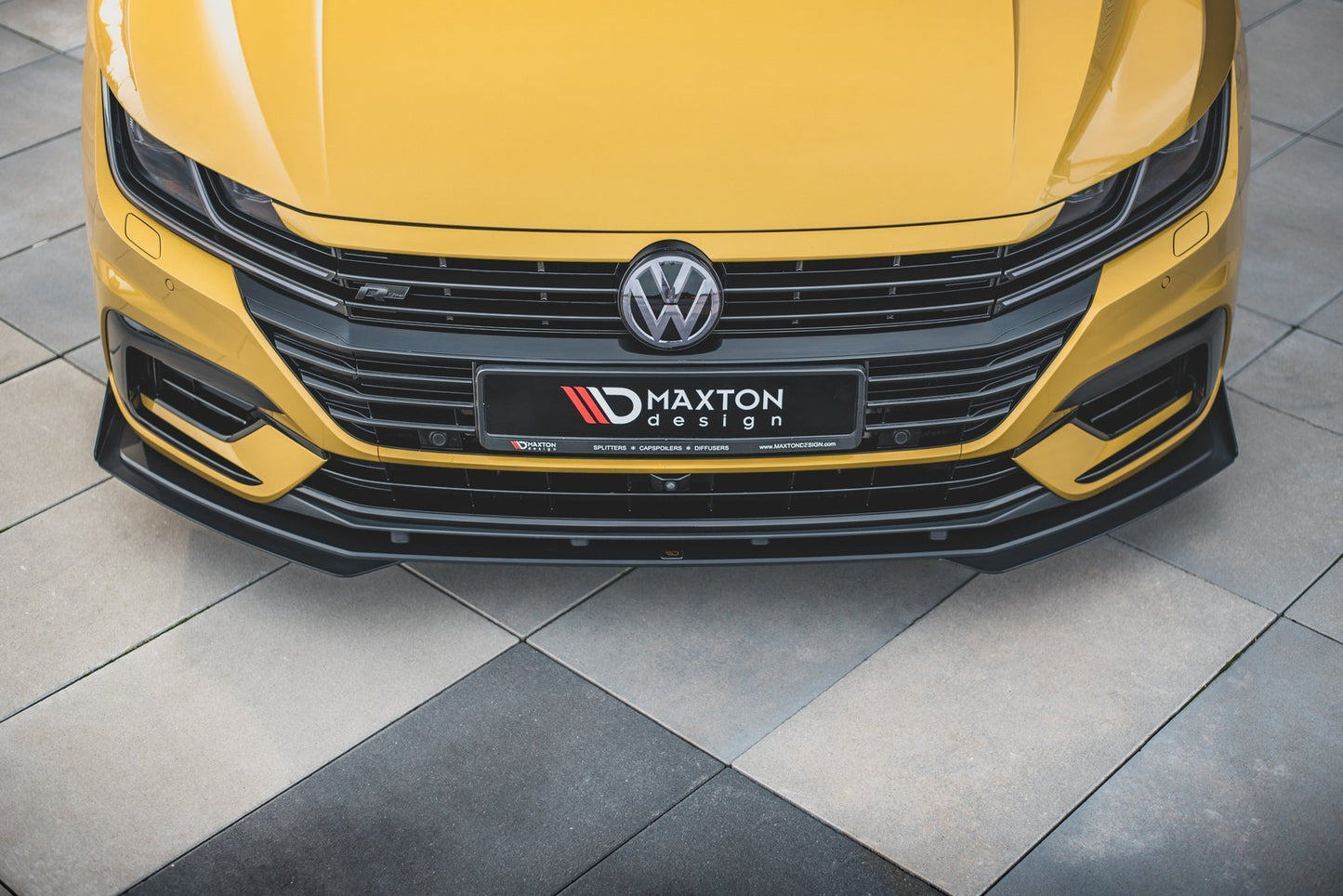 Street Pro Front Splits + Flaps Volkswagen Arteon R-linja