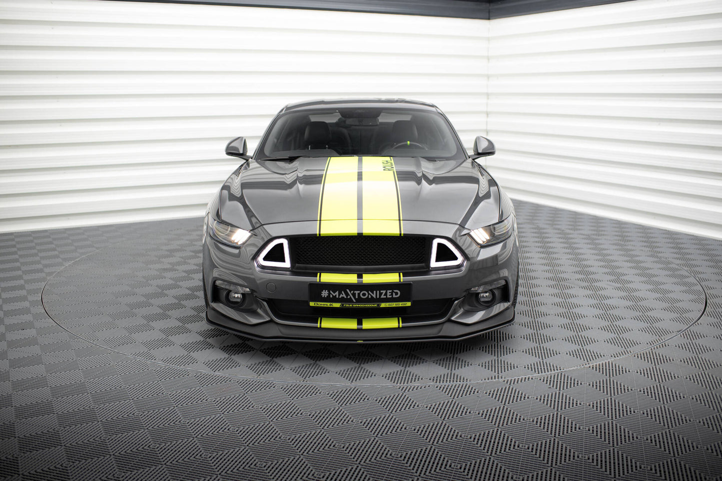Street pro front splitter ford mustang gt mk6