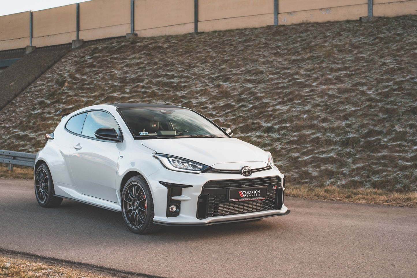 Street pro front splitter toyota gr yaris mk4