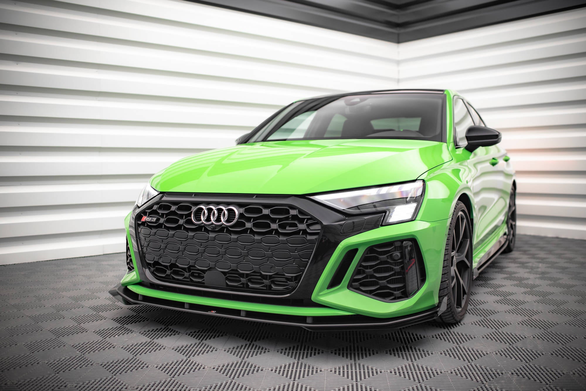 Street pro front splitter v.1 + klaffer audi rs3 8y
