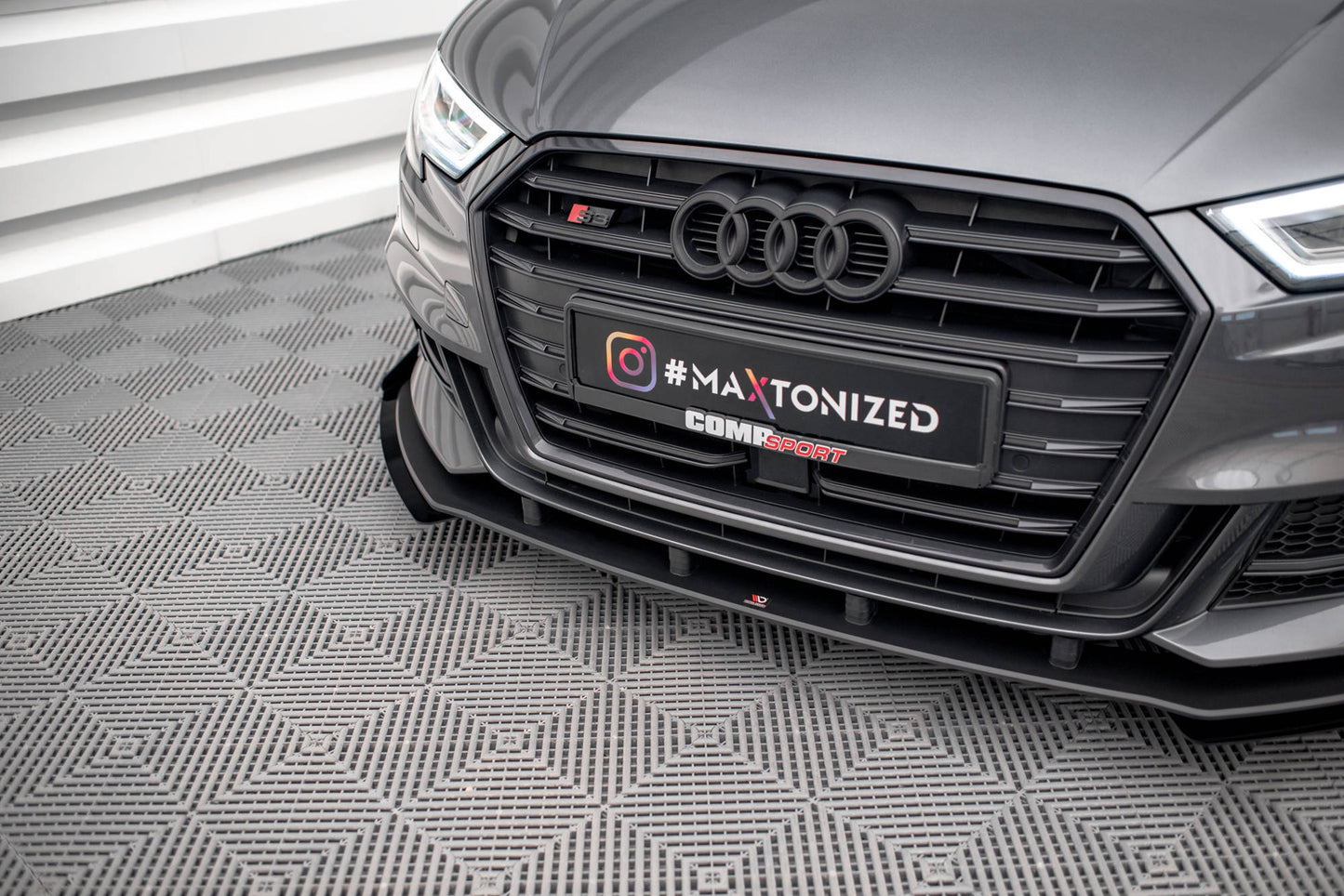 Street pro front splitter v.1 + flaps audi s3 / a3 s-line sportback 8v facelift