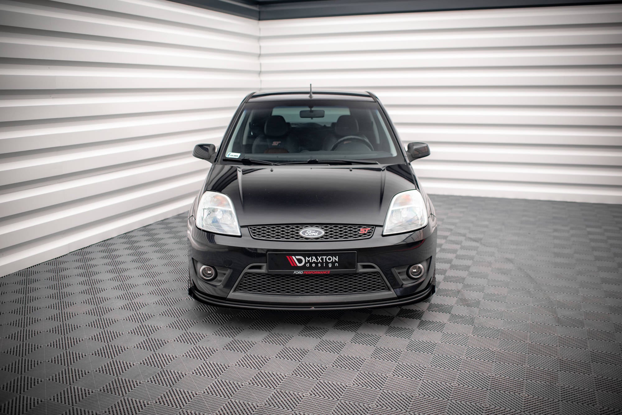 Street Pro Front Splits V.1 + Flaps Ford Fiesta St Mk6