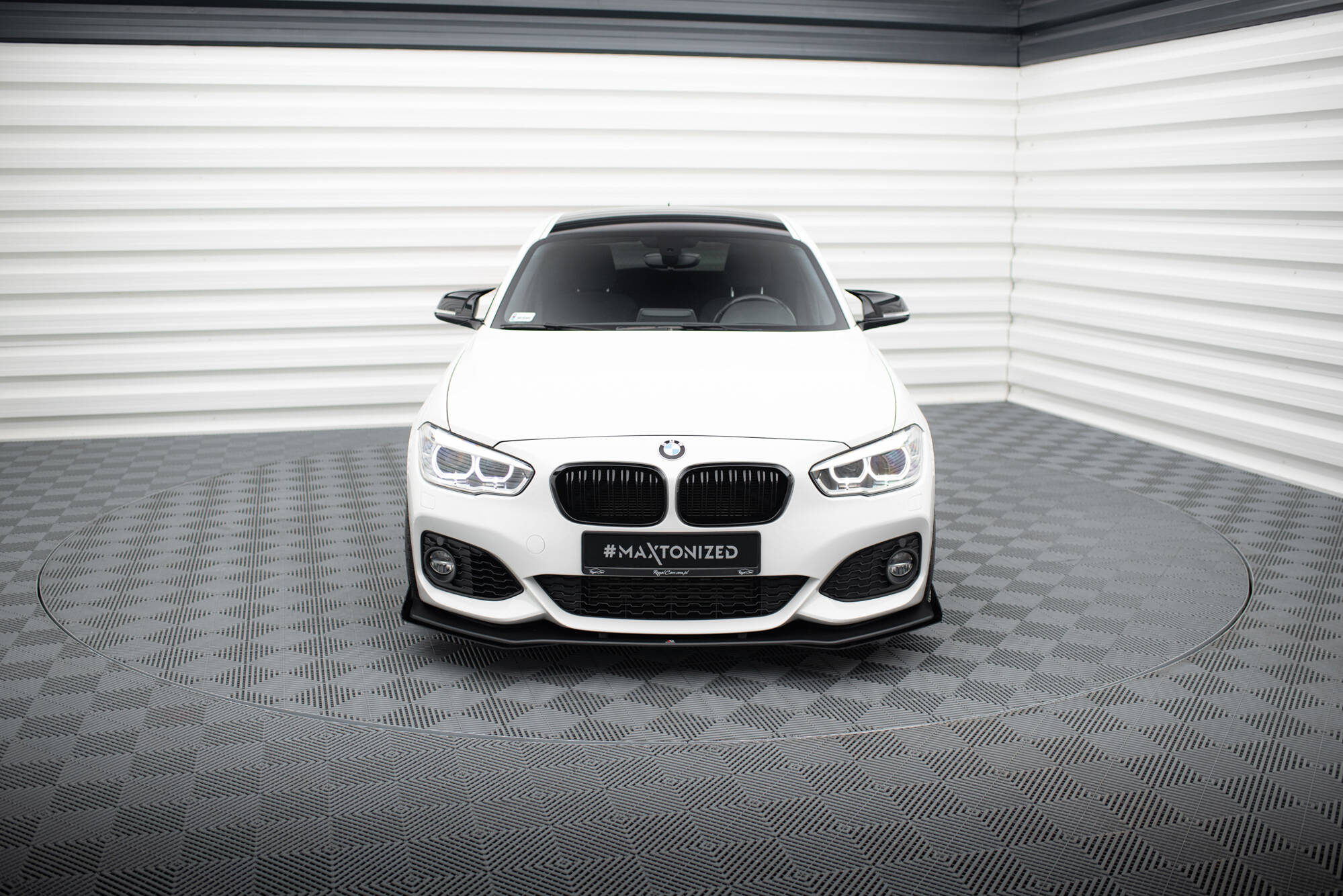 Street Pro Front Splits v.3 + flapper til BMW 1 F20 M-Pack Facelift / M140i
