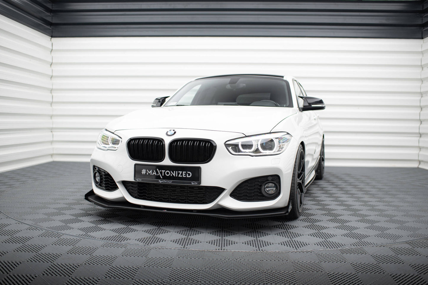 Street pro front splitter v.3 + flaps for bmw 1 f20 m-pack facelift / m140i