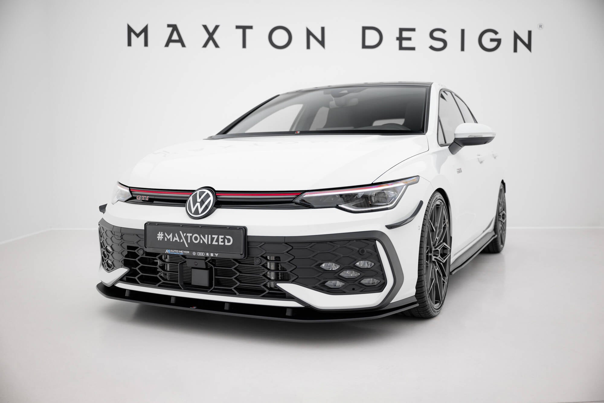 Street Pro Front Splitter Volkswagen Golf GTI / GTE / R-Line MK8 Facelift