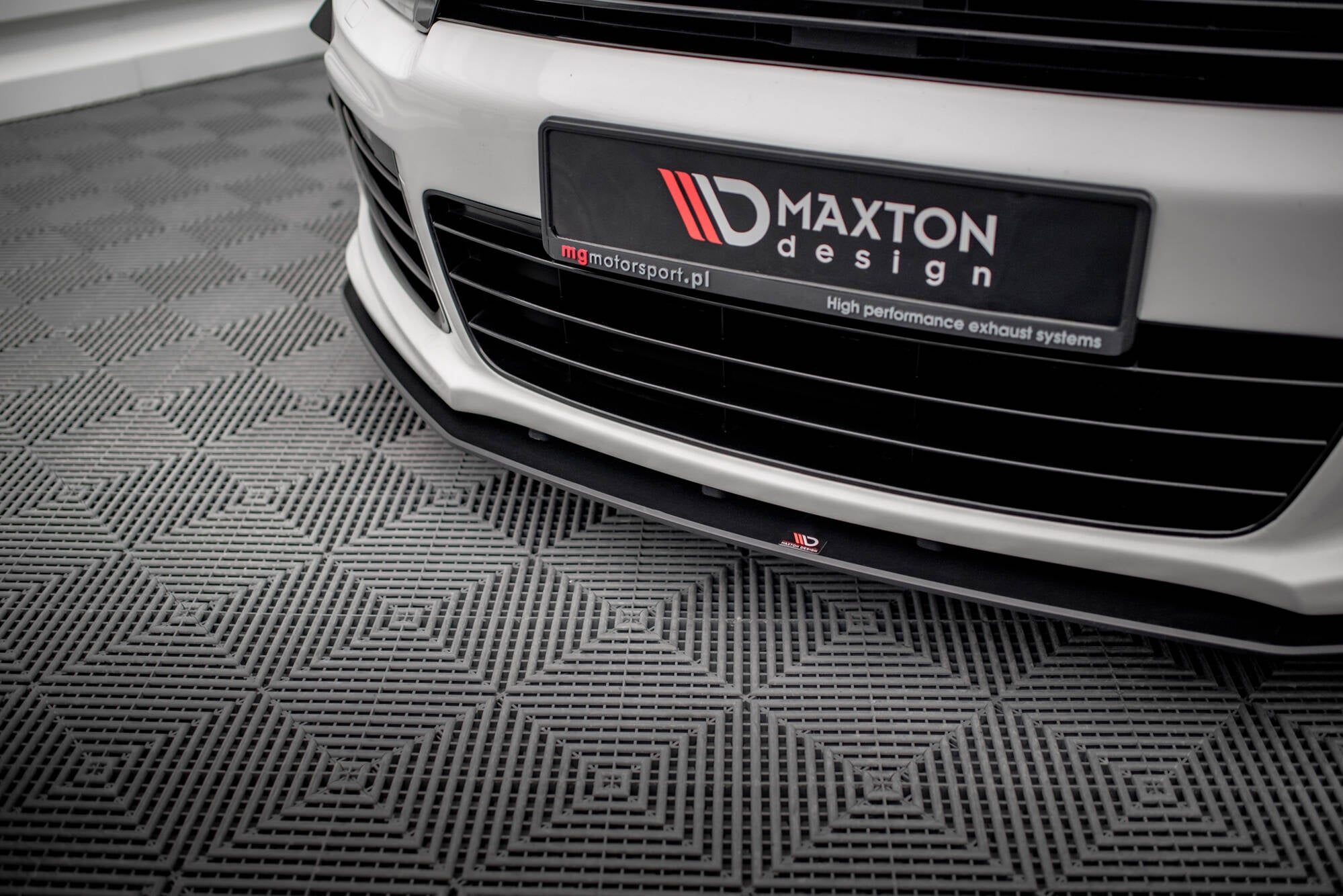 Street Pro -etuspoileri Volkswagen Scirocco R mk3:lle