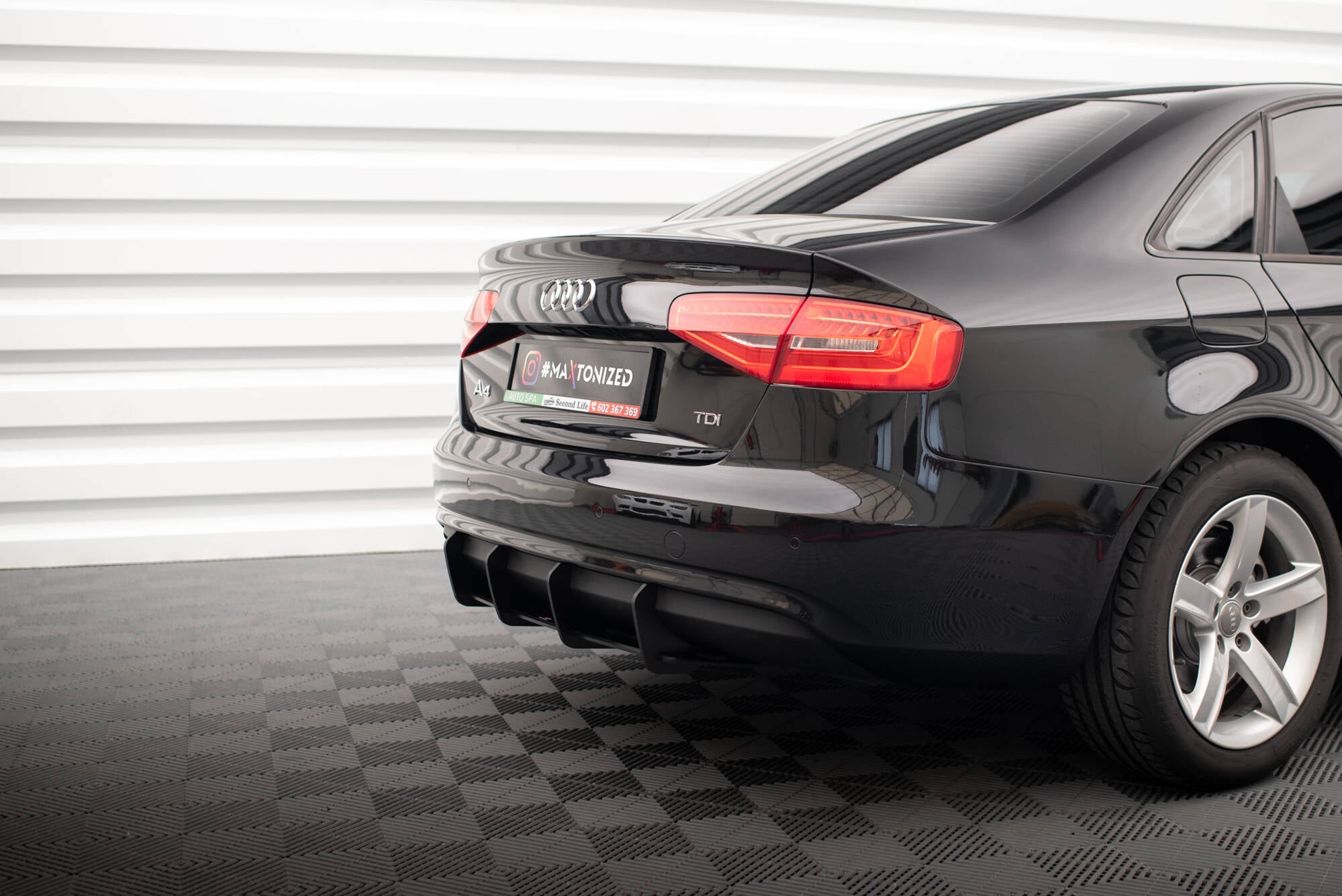 Street pro rear diffuser audi a4 b8 facelift