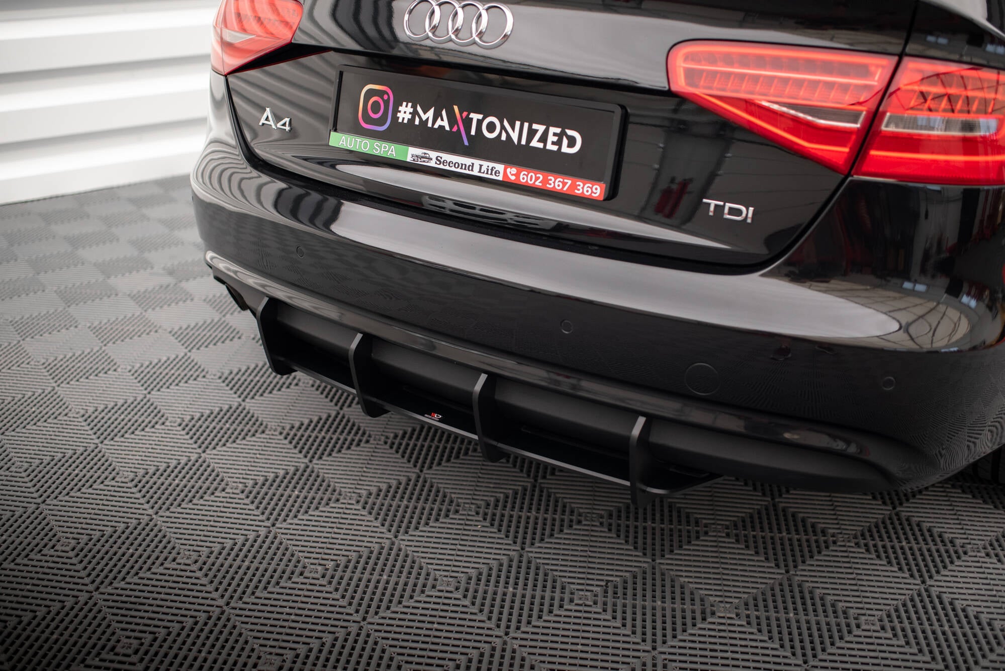 Street pro rear diffuser audi a4 b8 facelift