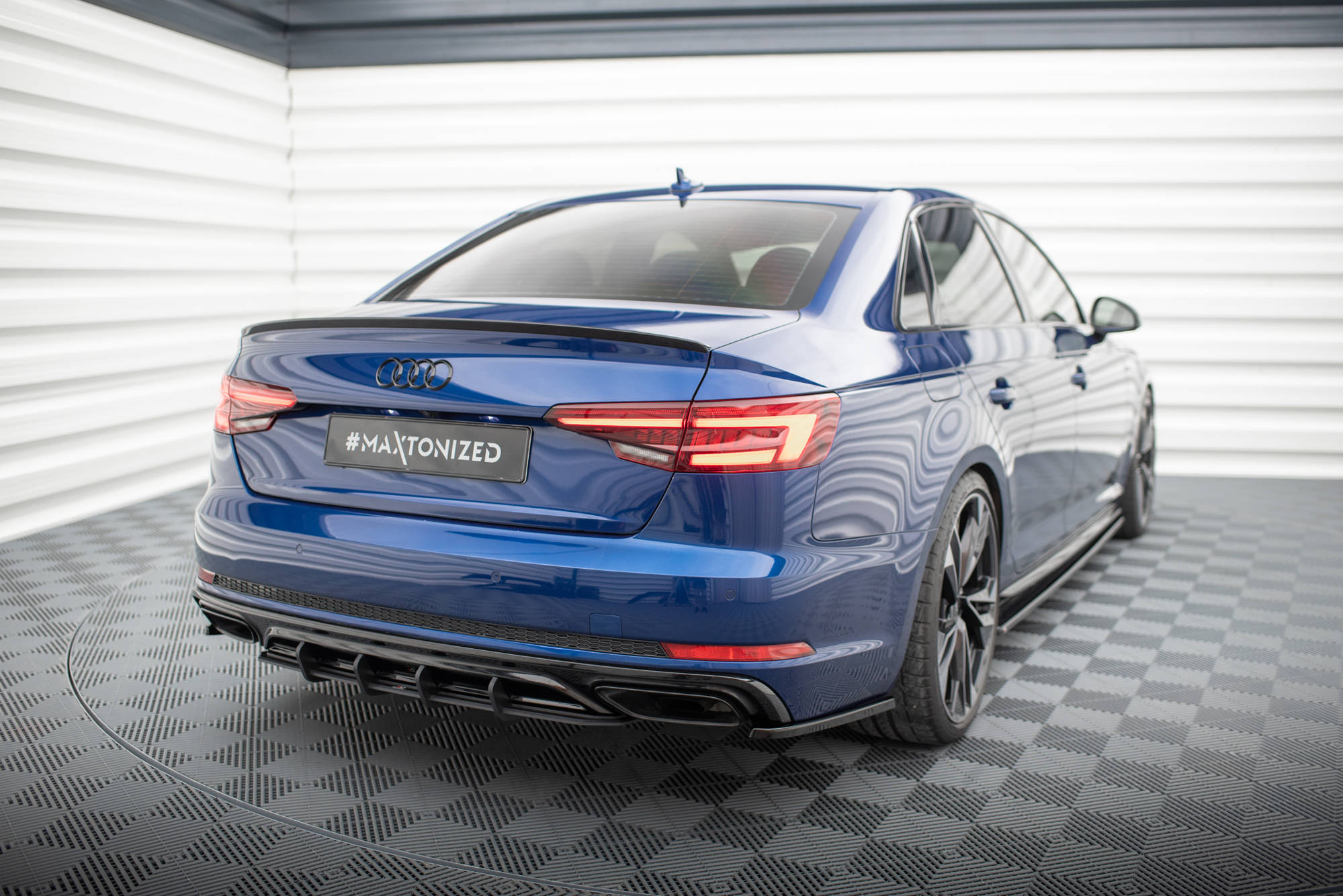 Street pro rear diffuser audi a4 competition b9