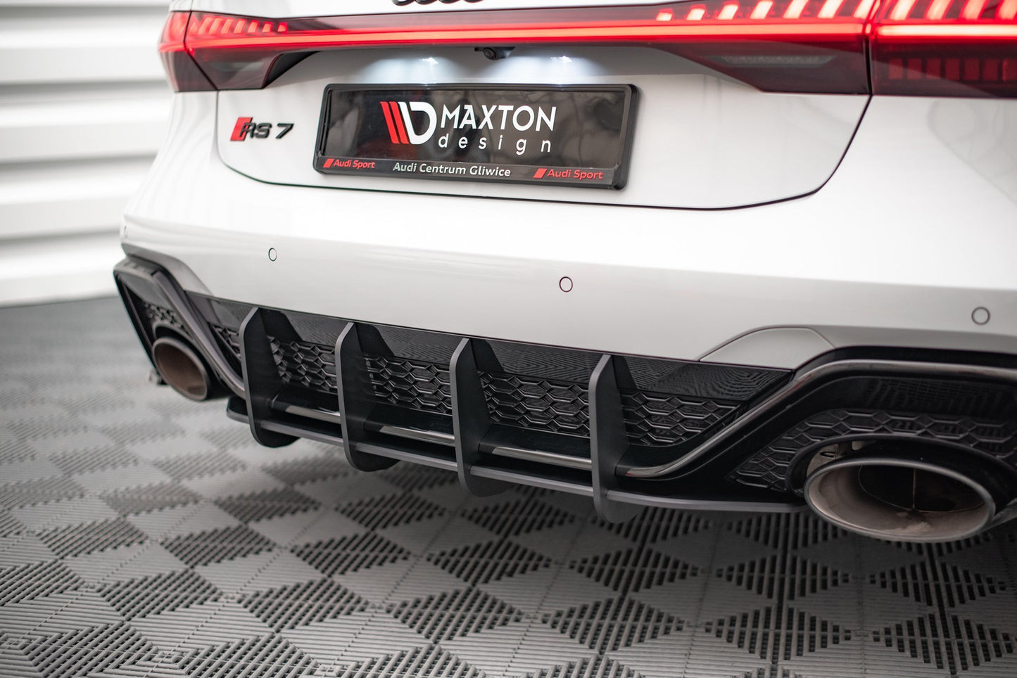 Street pro rear diffuser audi rs7 c8 / rs6 c8