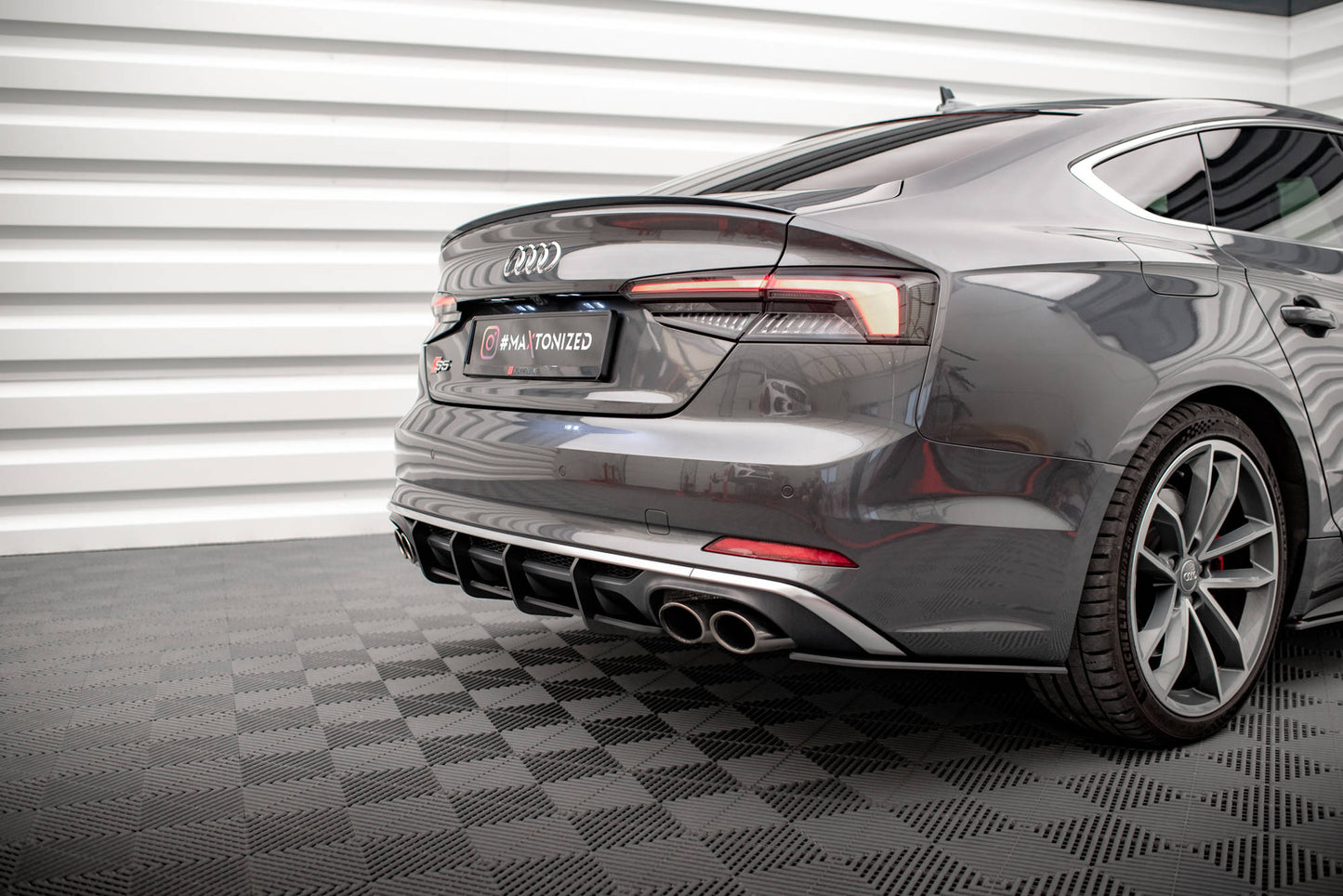 Street pro rear diffuser audi s5 coupe / sportback f5