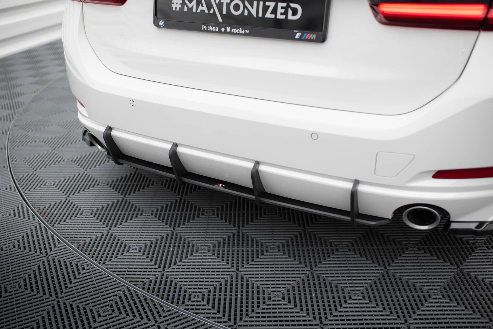 Street pro rear diffuser bmw 3 sedan / touring g20 / g21 facelift