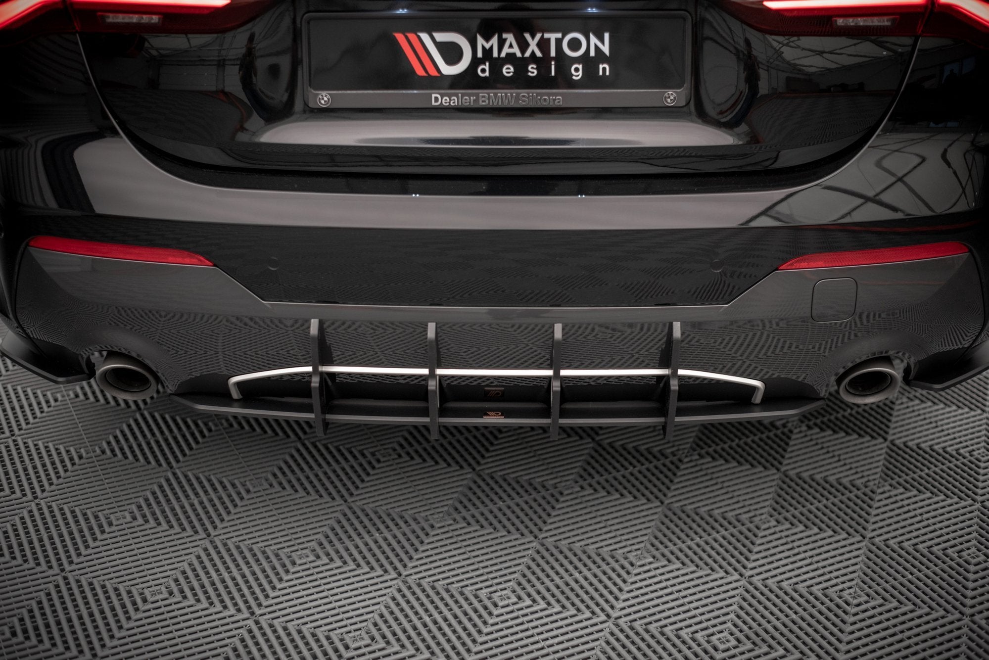 Street pro rear diffuser bmw 4 m-pack g22 / g23 / g22 facelift / g23 facelift