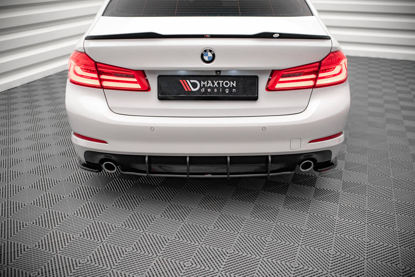 Street Pro bagdiffusor BMW 5 Sedan G30