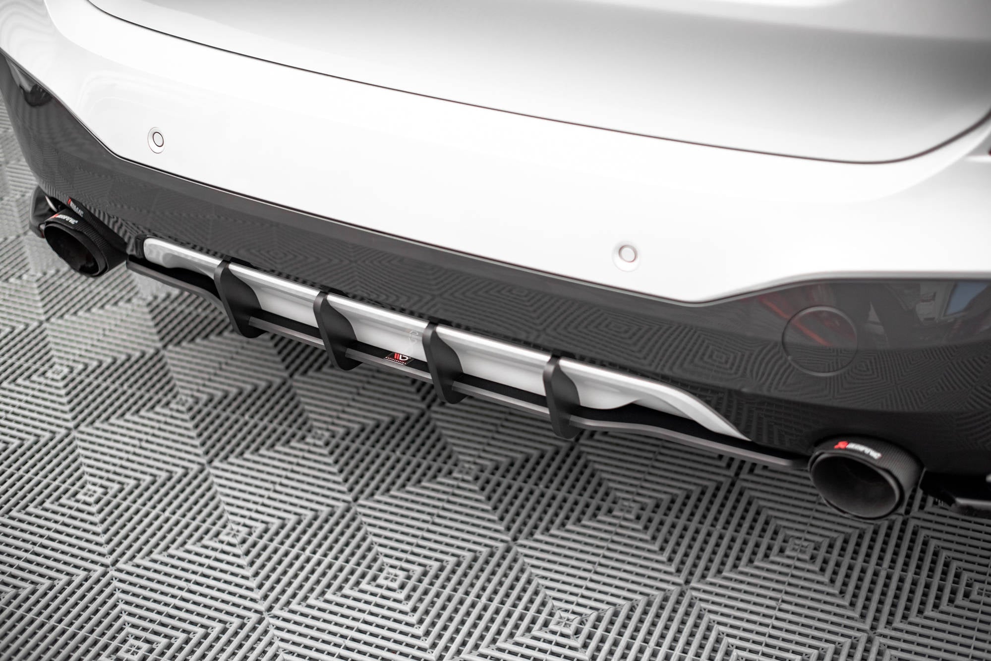 Street Pro bagdiffusor BMW X1 M-pakke F48