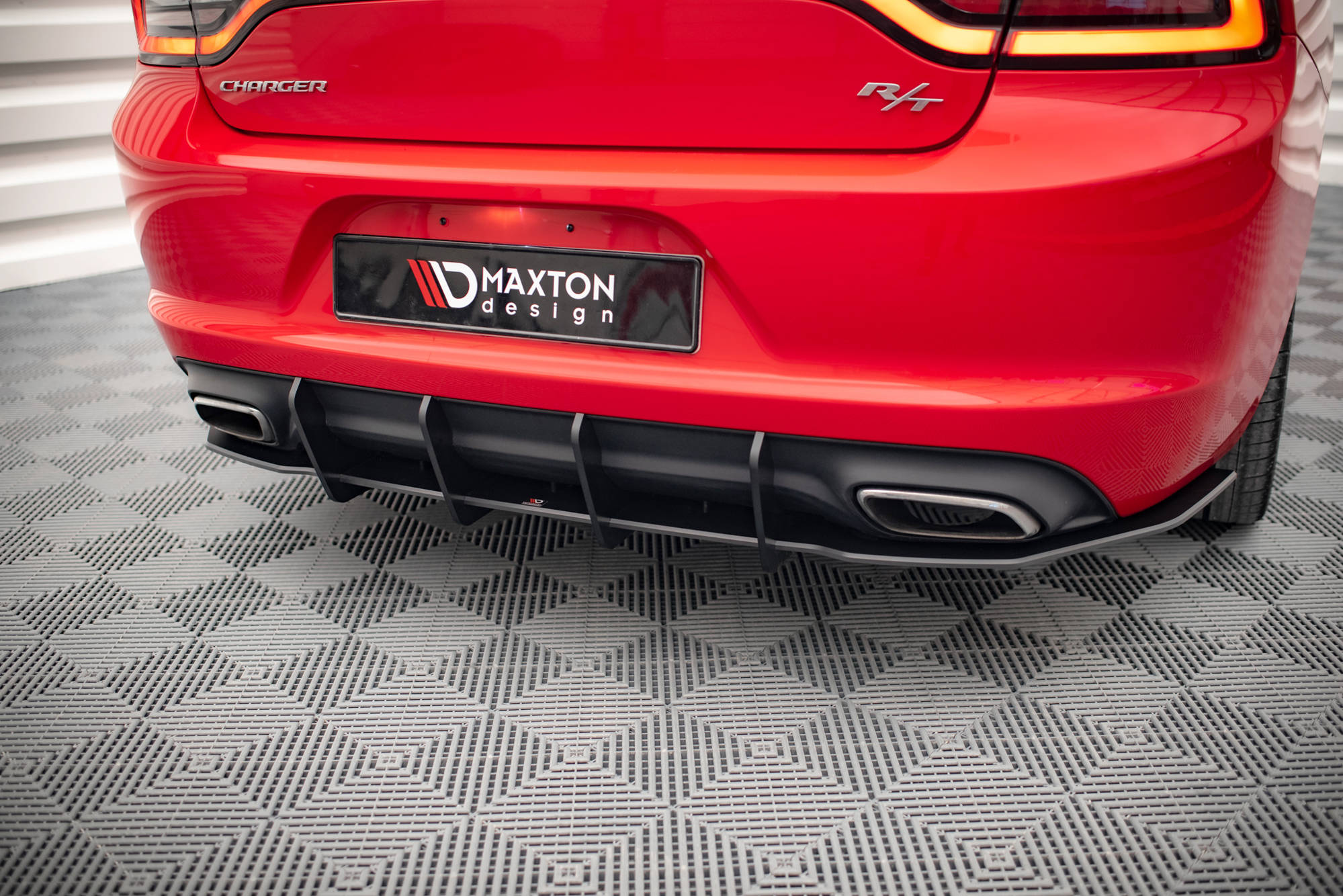 Street Pro Takana diffuusi Dodge Charger RT MK7 Facelift