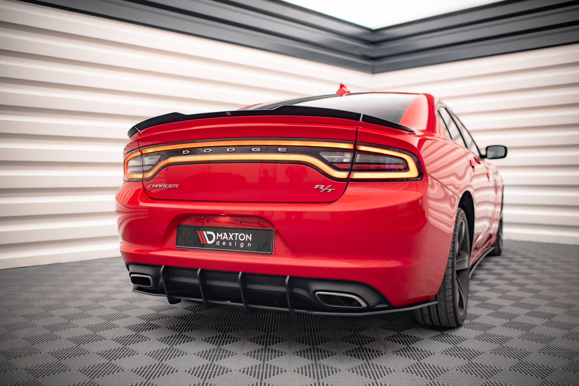Street Pro Takana diffuusi Dodge Charger RT MK7 Facelift