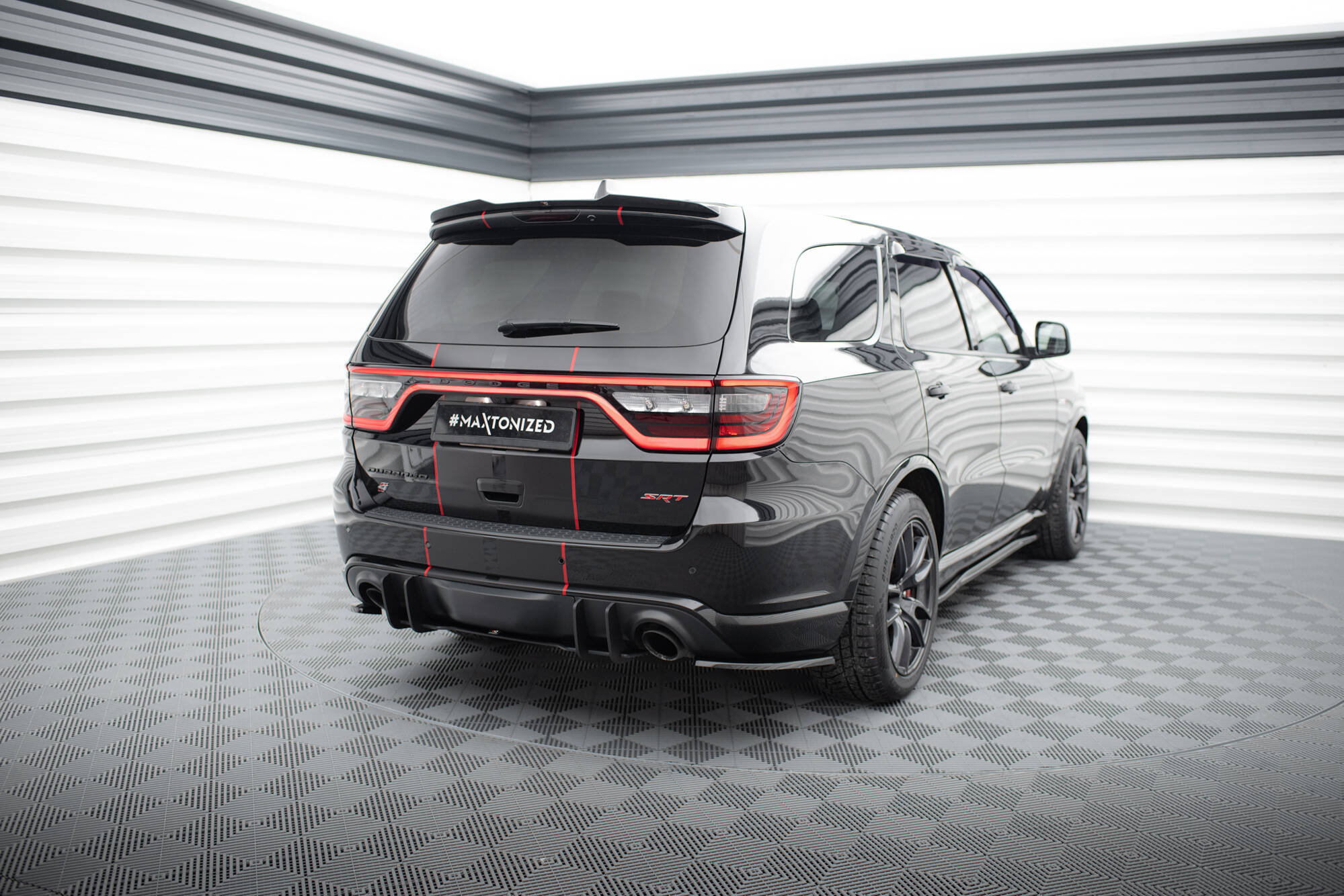 Street Pro takadiffuusori Dodge Durango SRT mk3