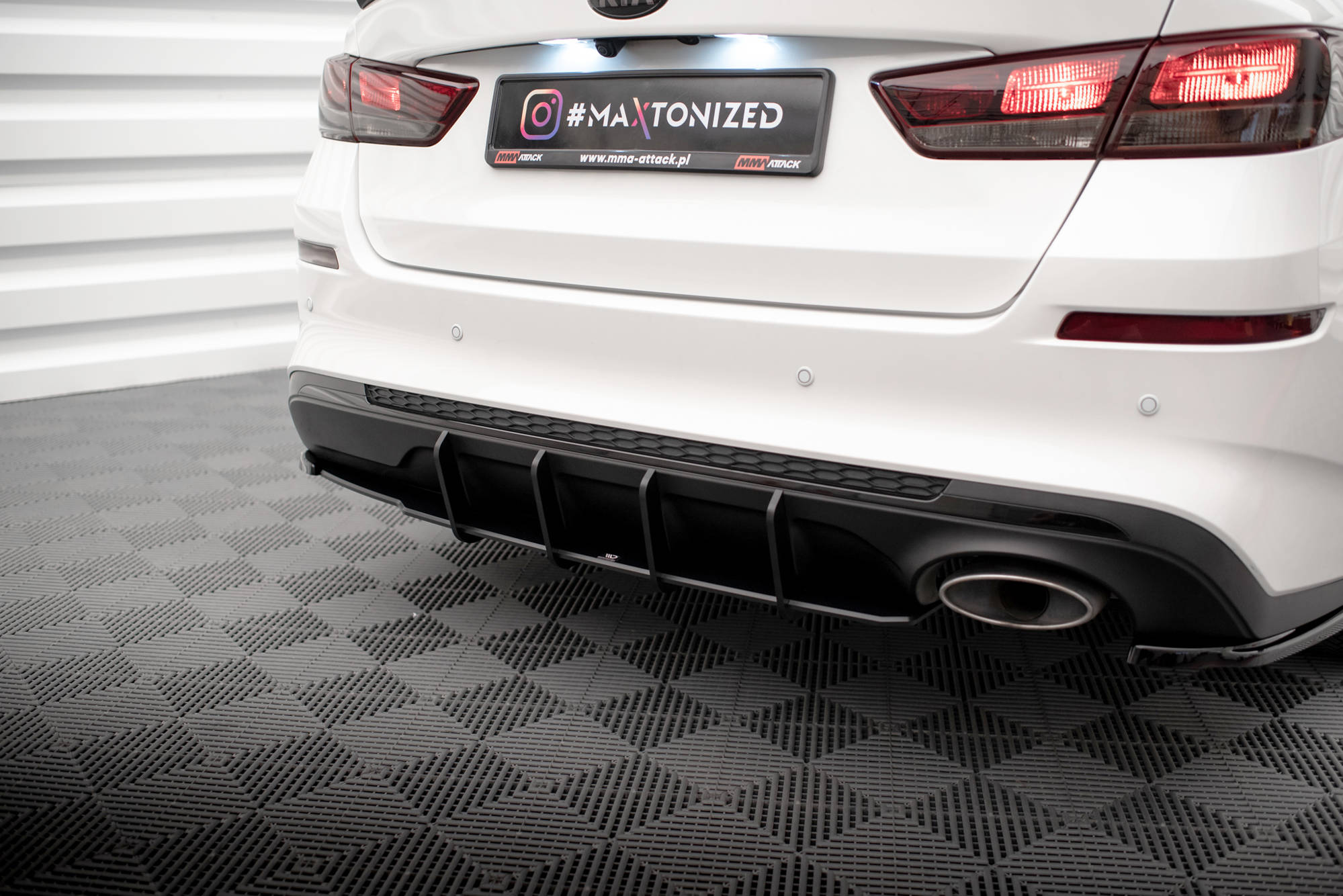 Street pro rear diffuser kia optima mk4 facelift