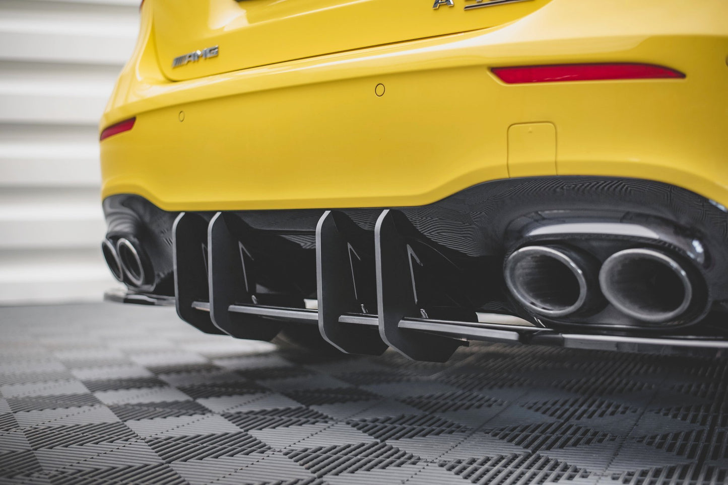 Street pro rear diffuser mercedes-amg a45 s aero pack w177