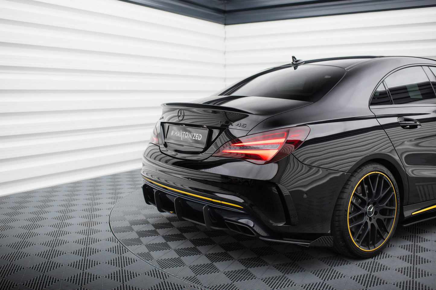 Street pro rear diffuser mercedes-amg cla 45 c117 facelift