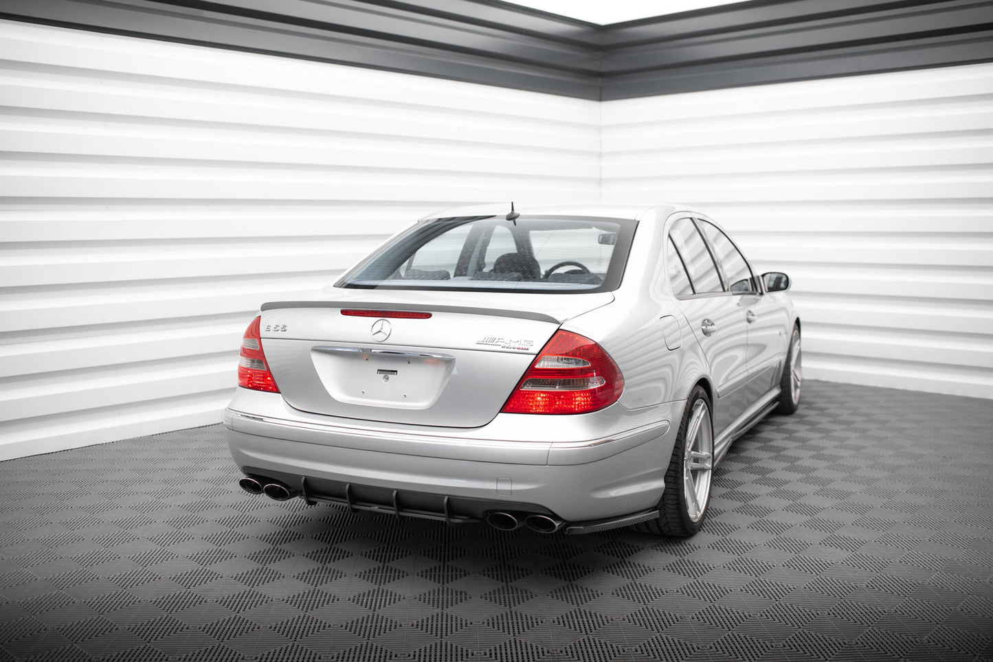 Street Pro bagdiffusor Mercedes-Benz E 55 AMG W211