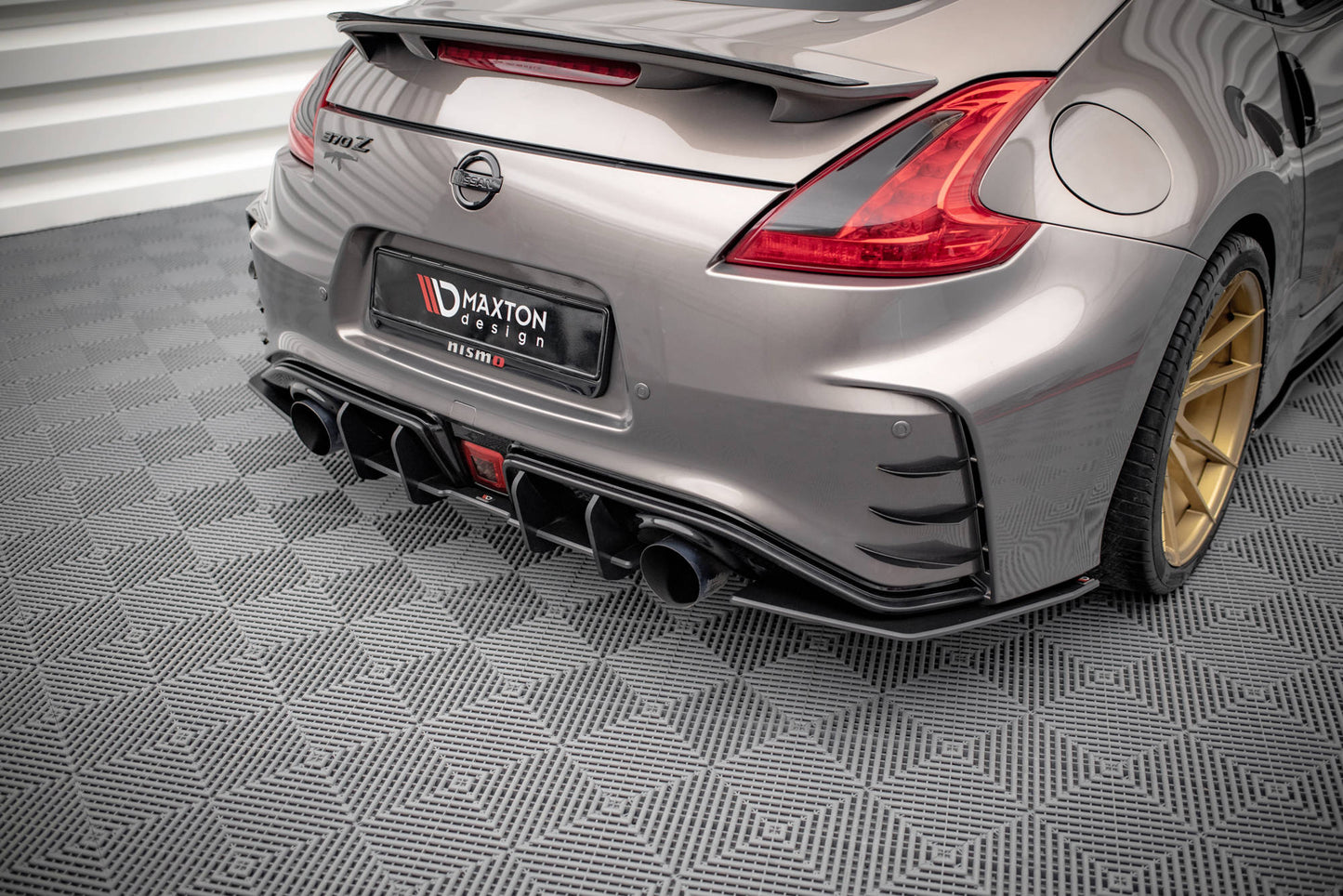Street pro rear diffuser nissan 370z nismo facelift