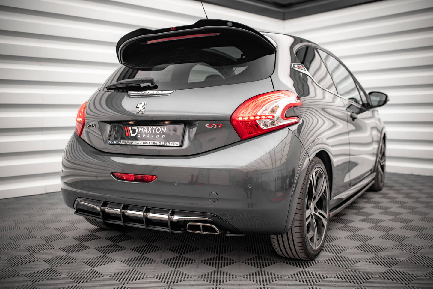 Street pro rear diffuser peugeot 208 gti mk1