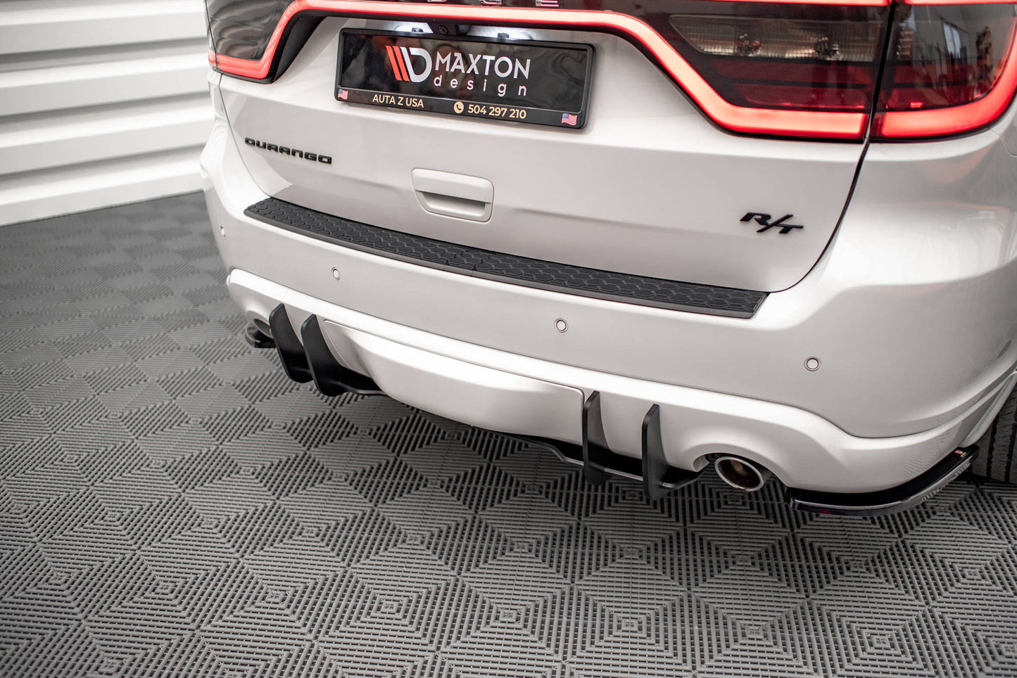Street pro rear diffuser v.1 dodge durango rt mk3
