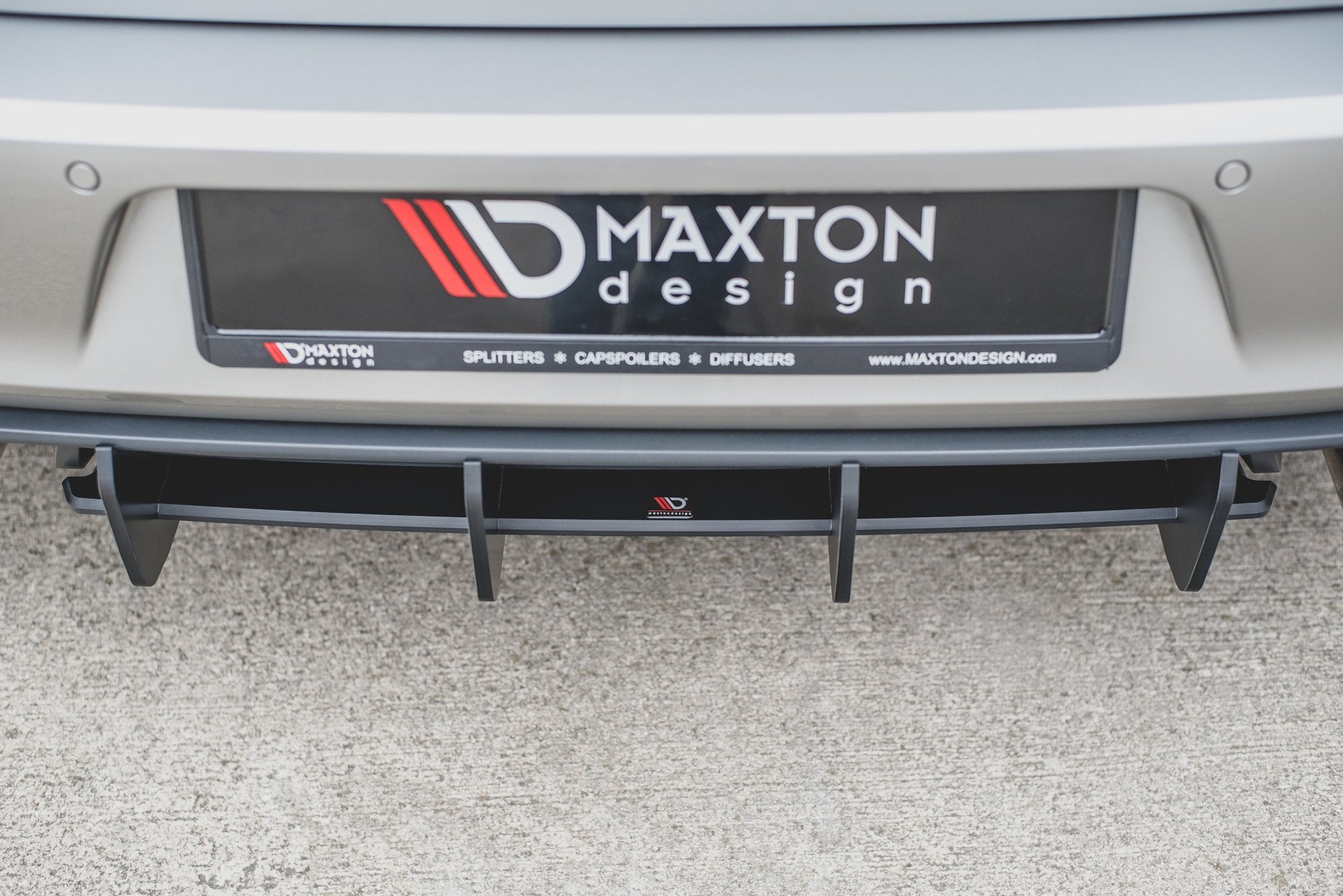 Street pro rear diffuser v.1 vw golf 7 gti