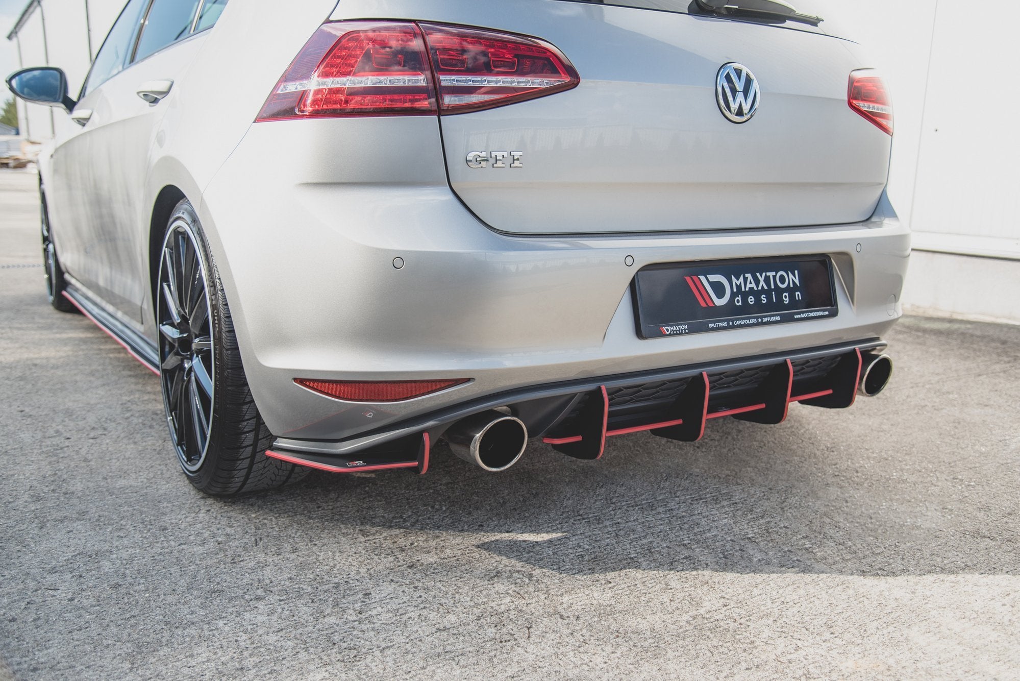 Street pro rear diffuser v.1 vw golf 7 gti