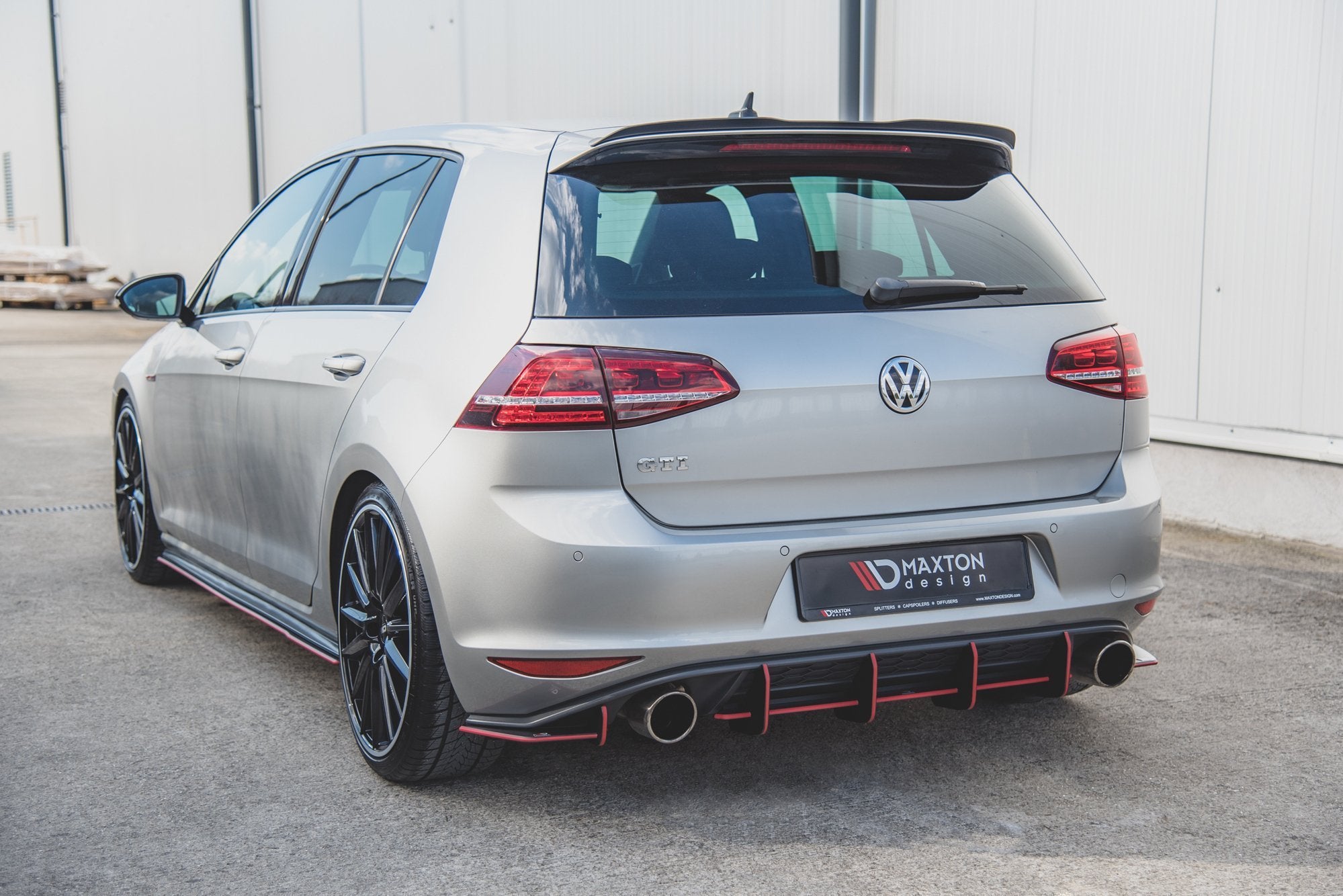 Street pro rear diffuser v.1 vw golf 7 gti