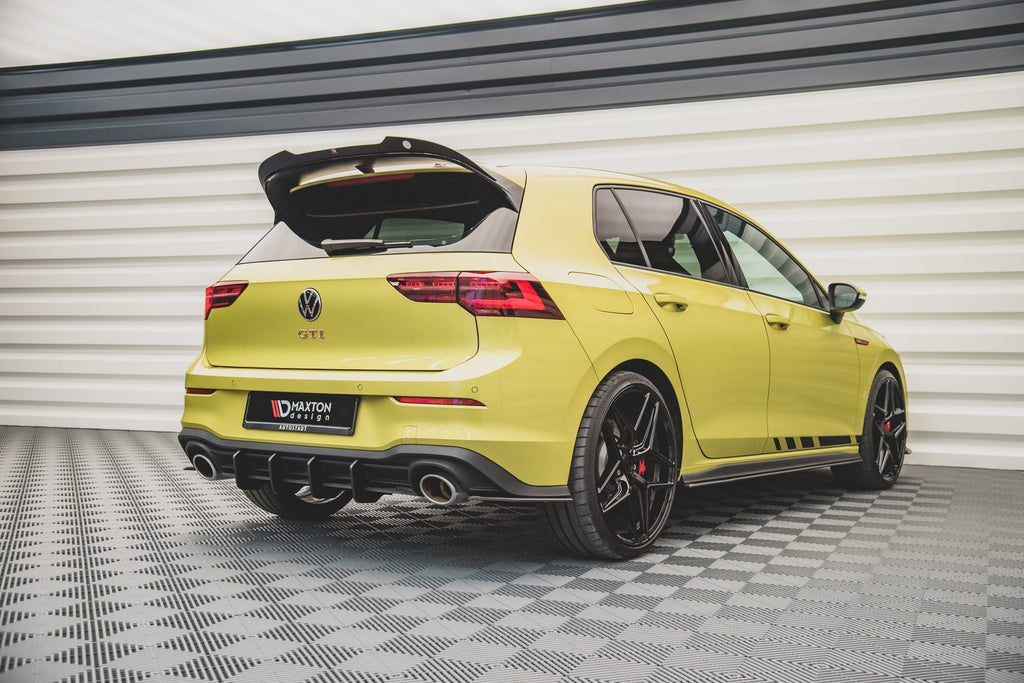 Street pro rear diffuser v.1 volkswagen golf gti clubsport mk8