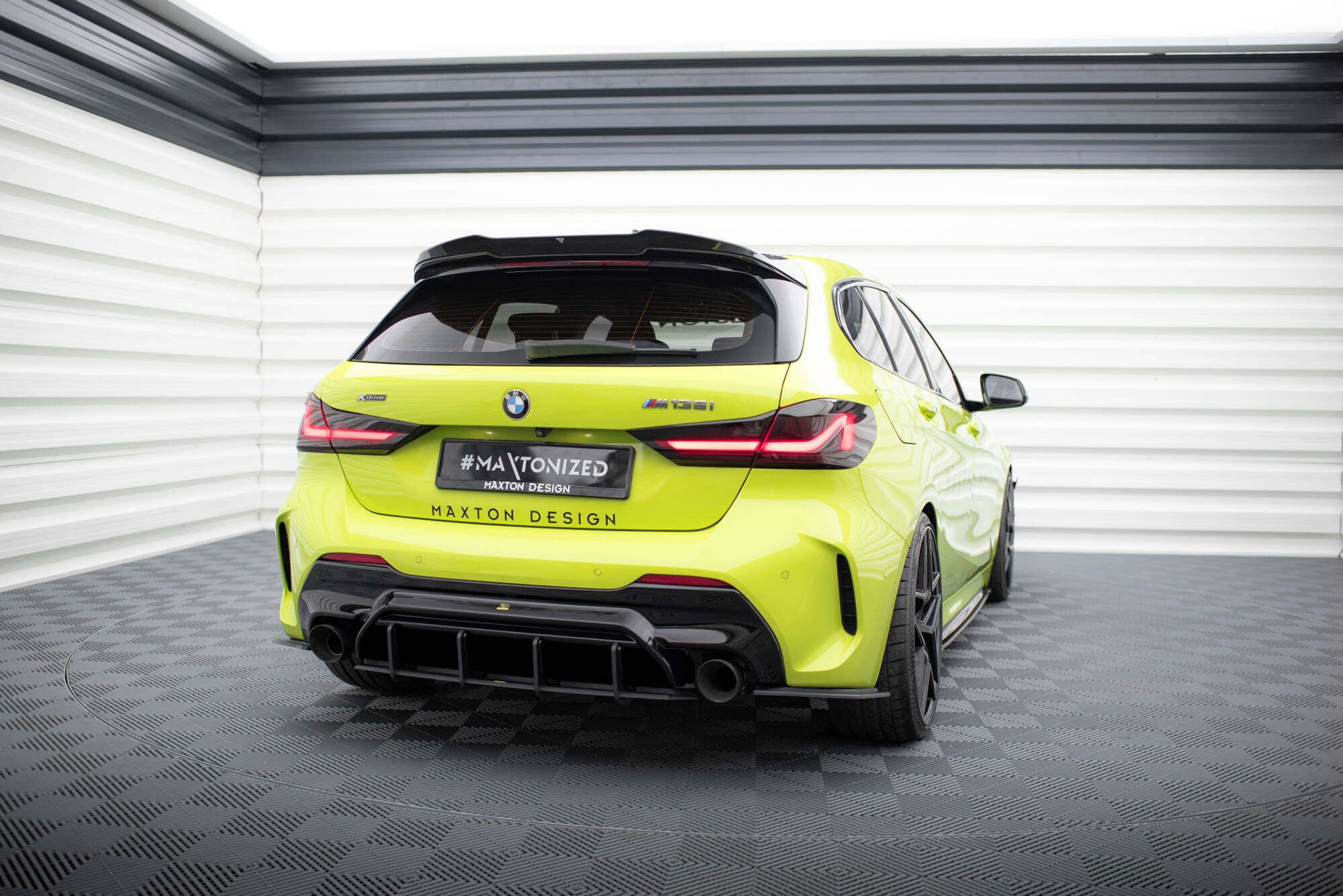 Street pro rear diffuser v.2 bmw 1 m-pack / m135i / 128ti f40