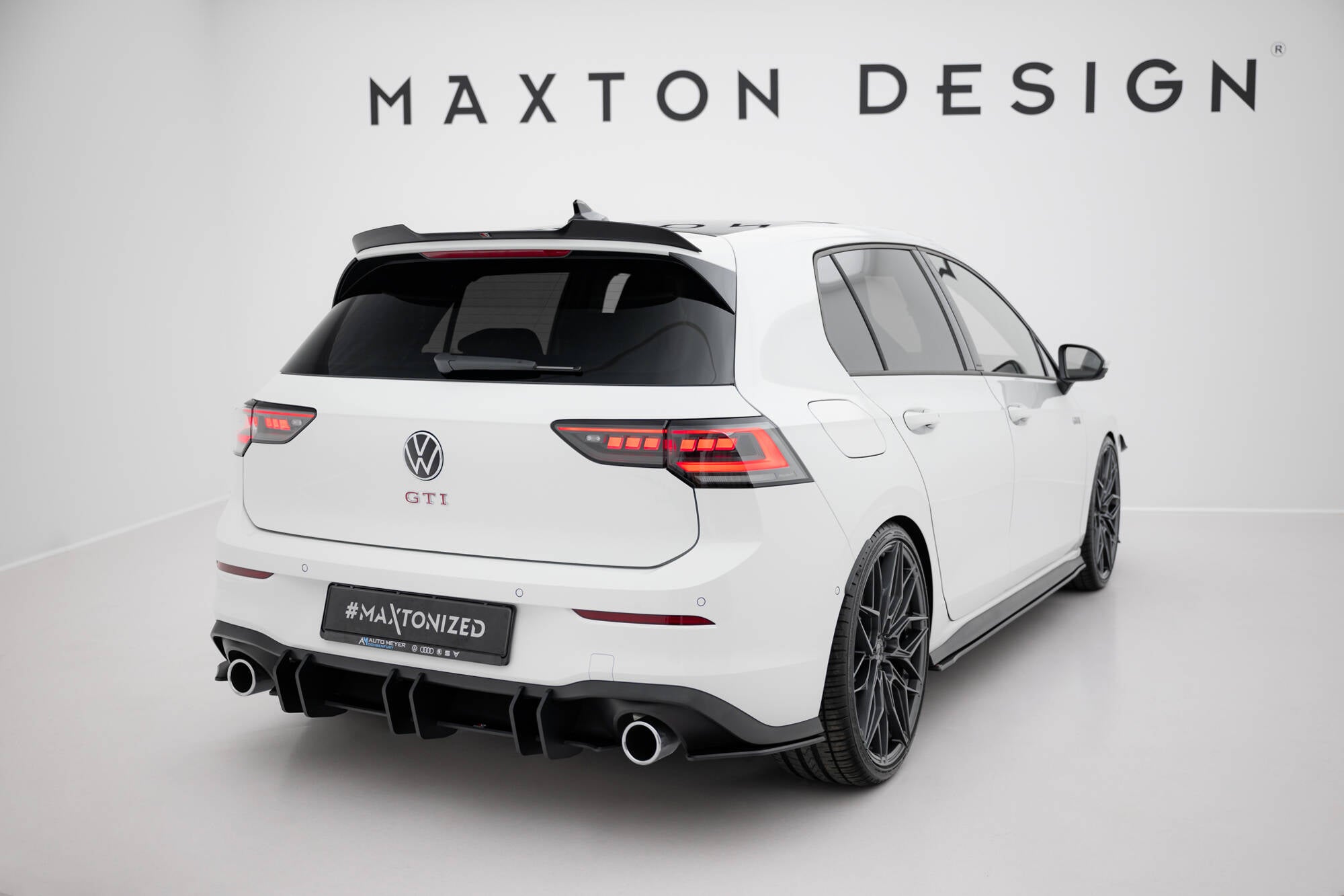 Street pro rear diffuser v.2 volkswagen golf gti mk8