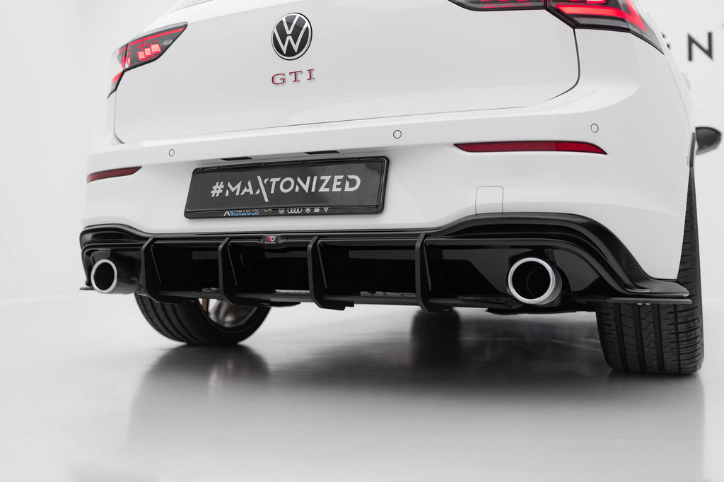 Street Pro takaosa haja V.4 Volkswagen Golf GTI MK8