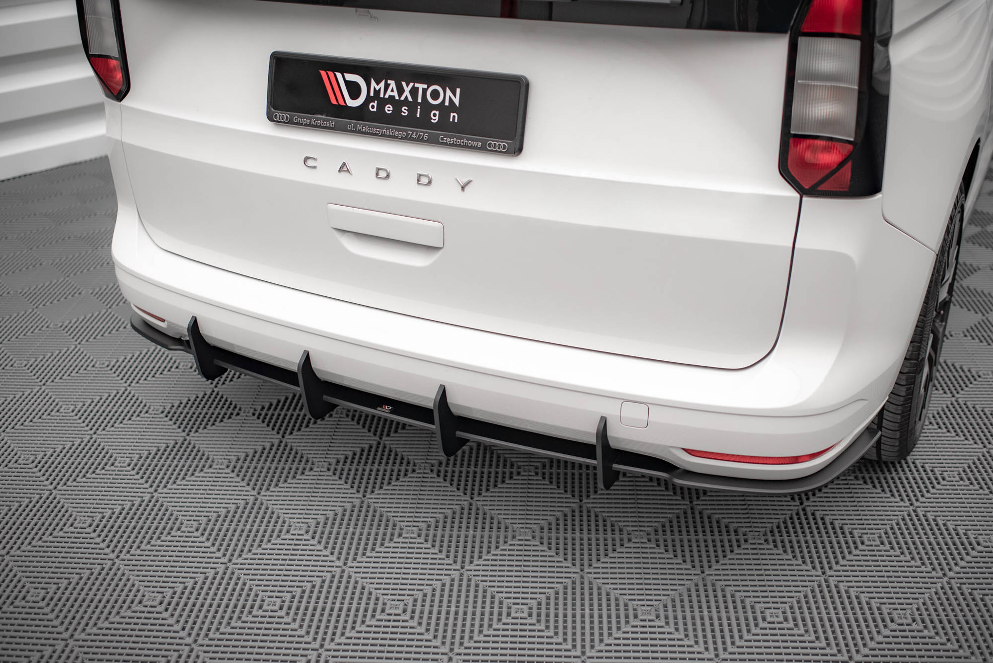 Street Pro -takadiffuusori Volkswagen Caddy mk5:lle