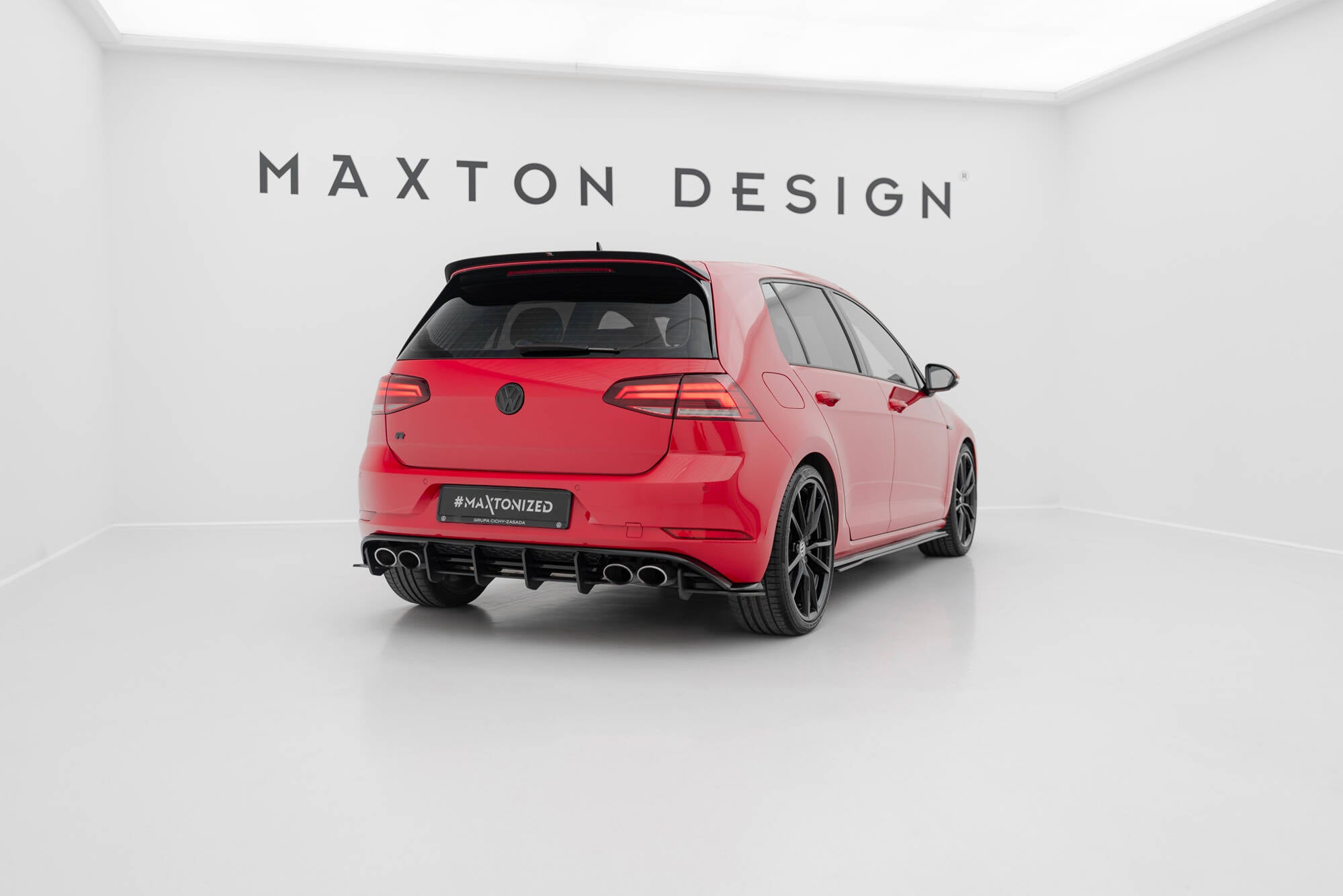 Street Pro takaosa diffuusi Volkswagen Golf R MK7 Facelift