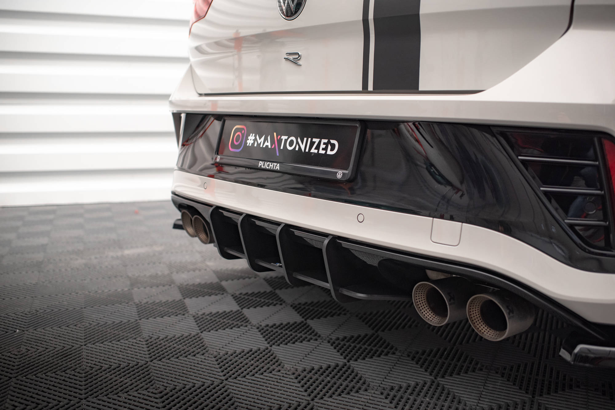 Street pro rear diffuser volkswagen t-roc r mk1 facelift
