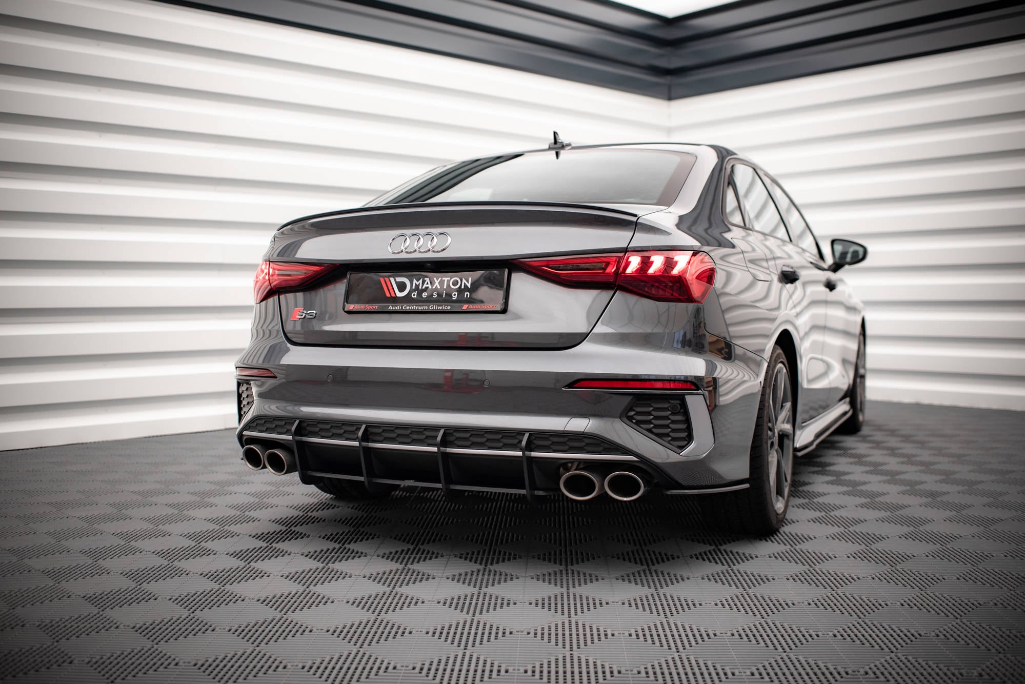 Street Pro bagside Splitters Audi S3 siden 8y