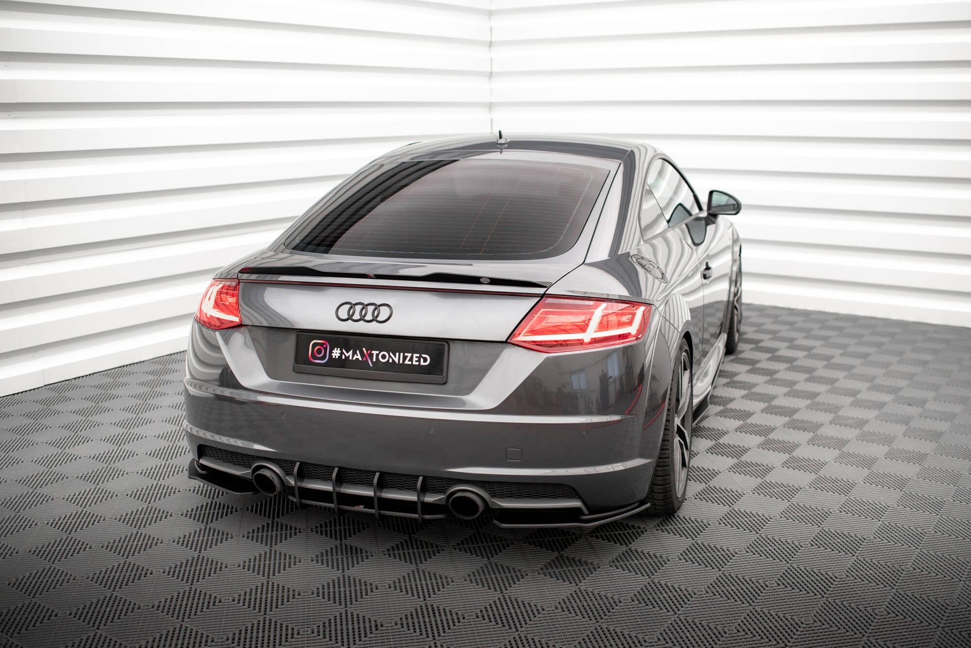 Street Pro bagside Splitters Audi TT S-Line 8s