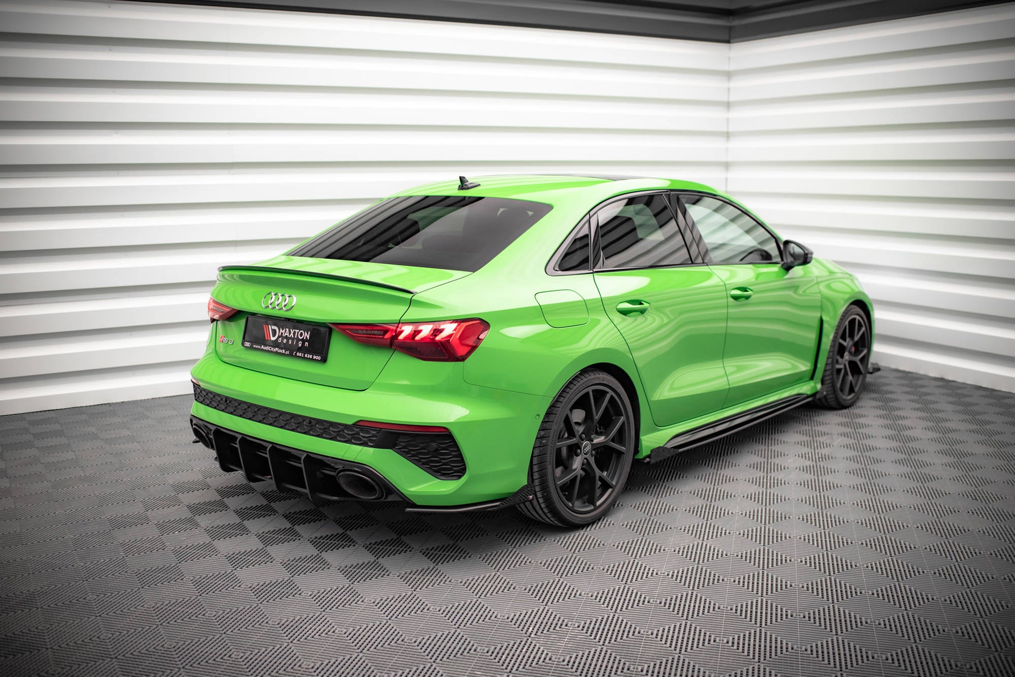 Street pro rear side splitters + flaps audi rs3 sedan 8y