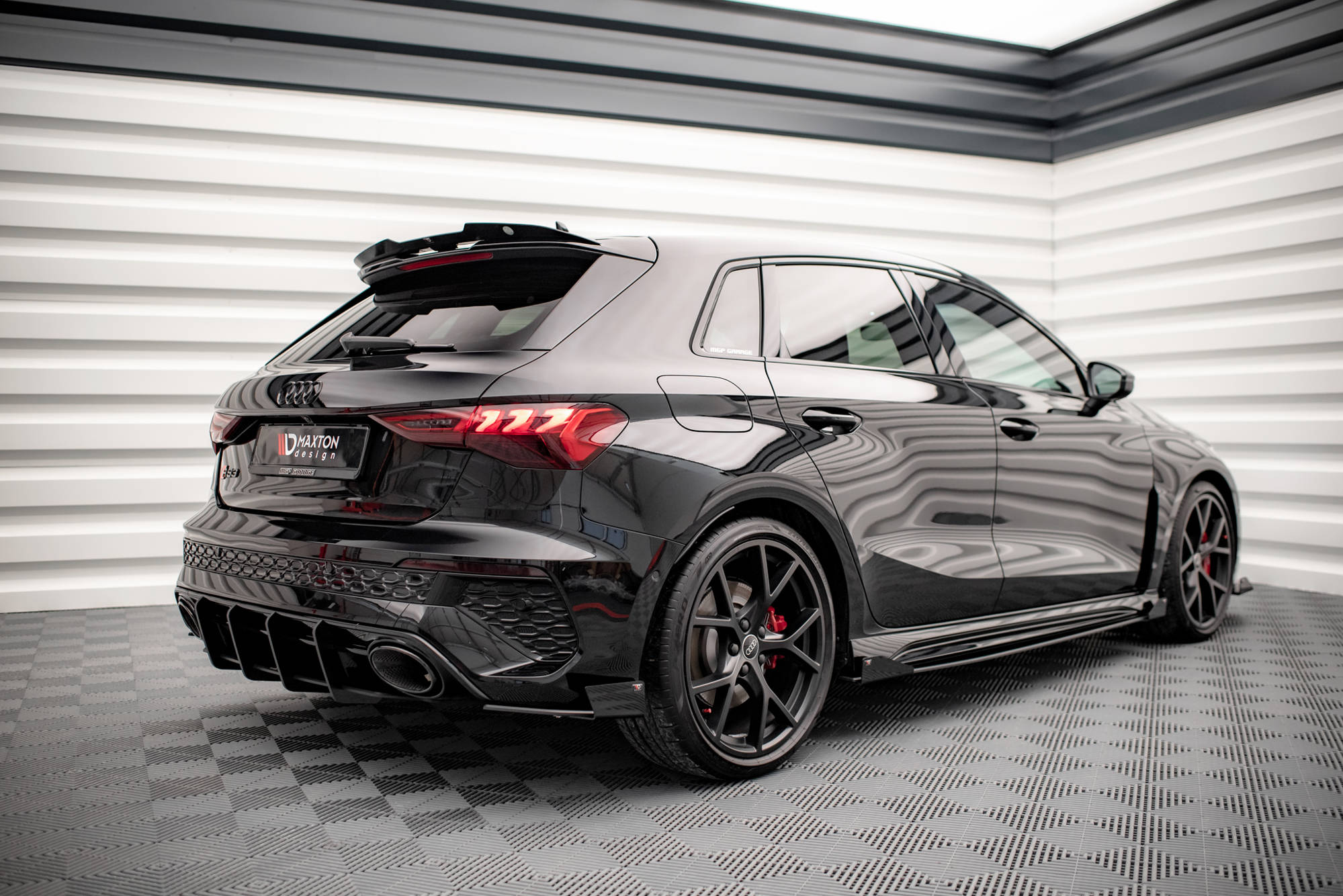Street Pro bagside Splitters + flapper Audi RS3 Sportback 8y