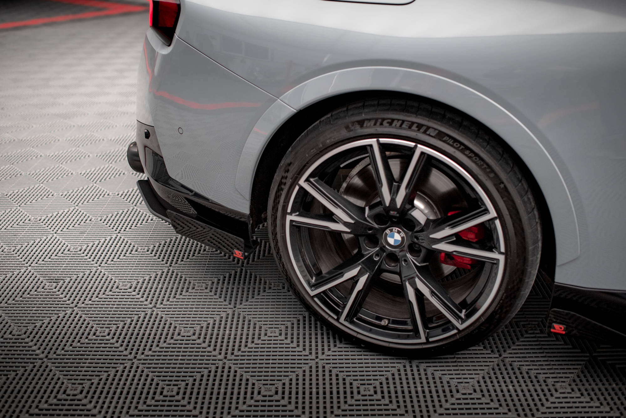 Street Pro takasiipien + lehtien BMW 2 Coupe M240i G42