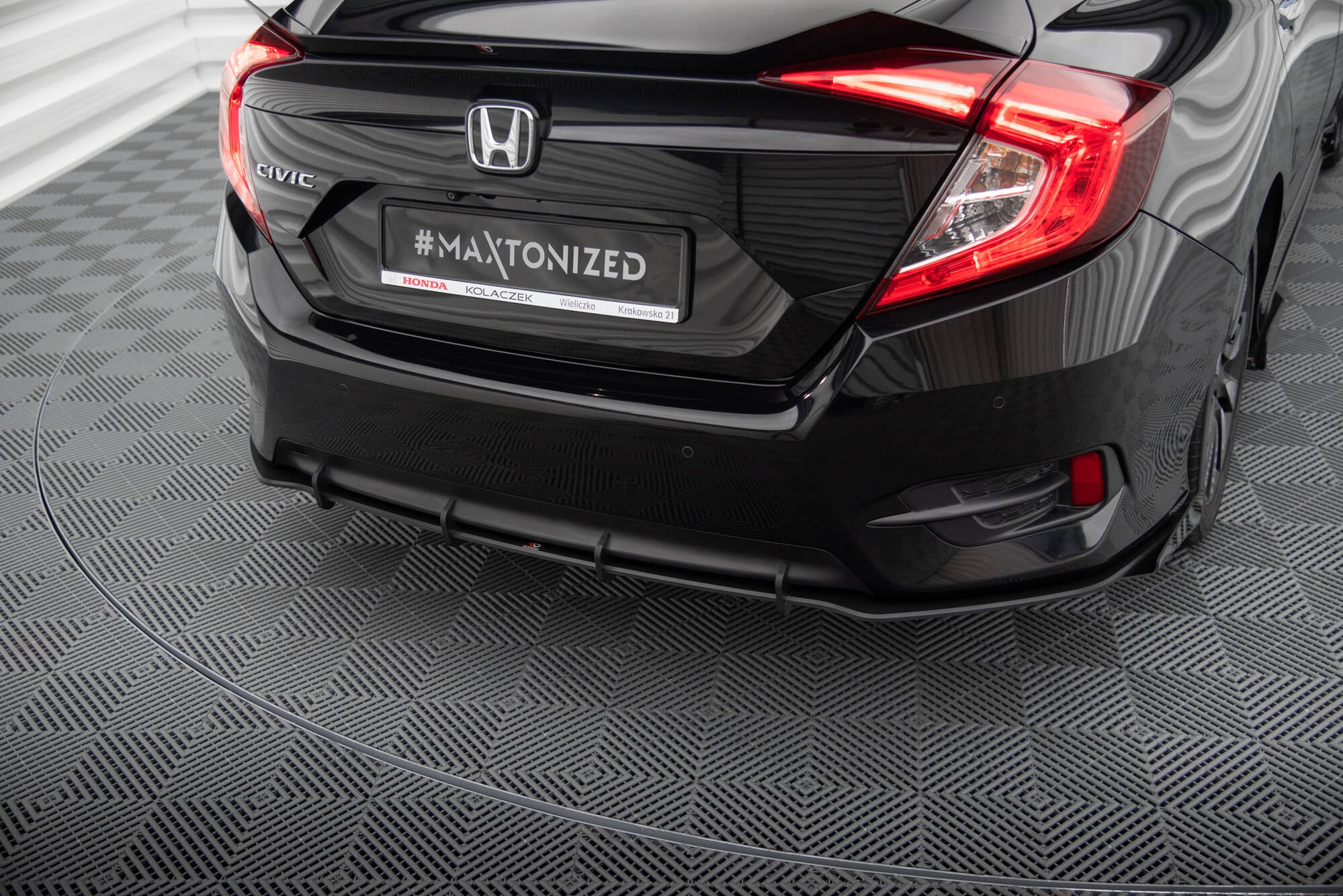 Street Pro TAKAA SIVUSTERIT + FLAMS HONDA CIVIC MK10