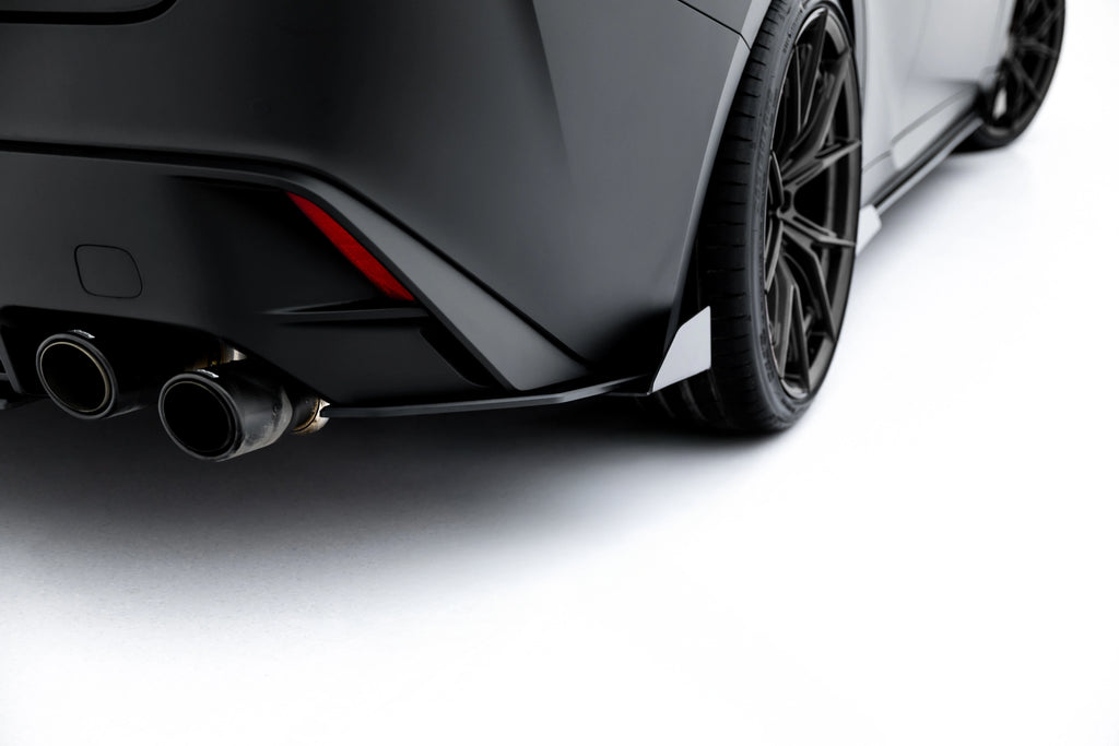 Street Pro bakre sidesplittere + klaffer Lexus IS 500 MK3 Facelift 2 (XE30)