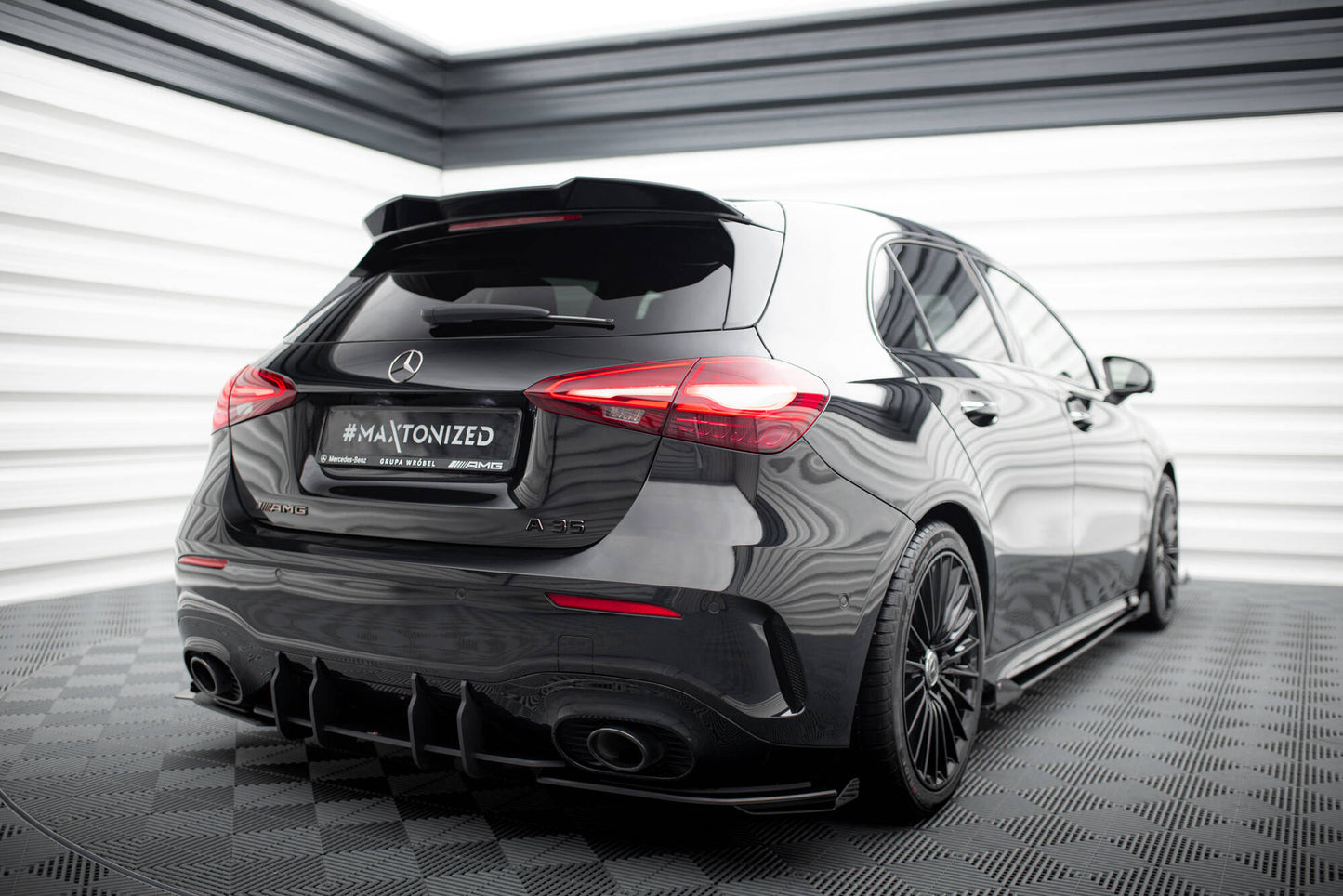 Street Pro bagside Splitters + flapper Mercedes-AMG A35 Hatchback W177
