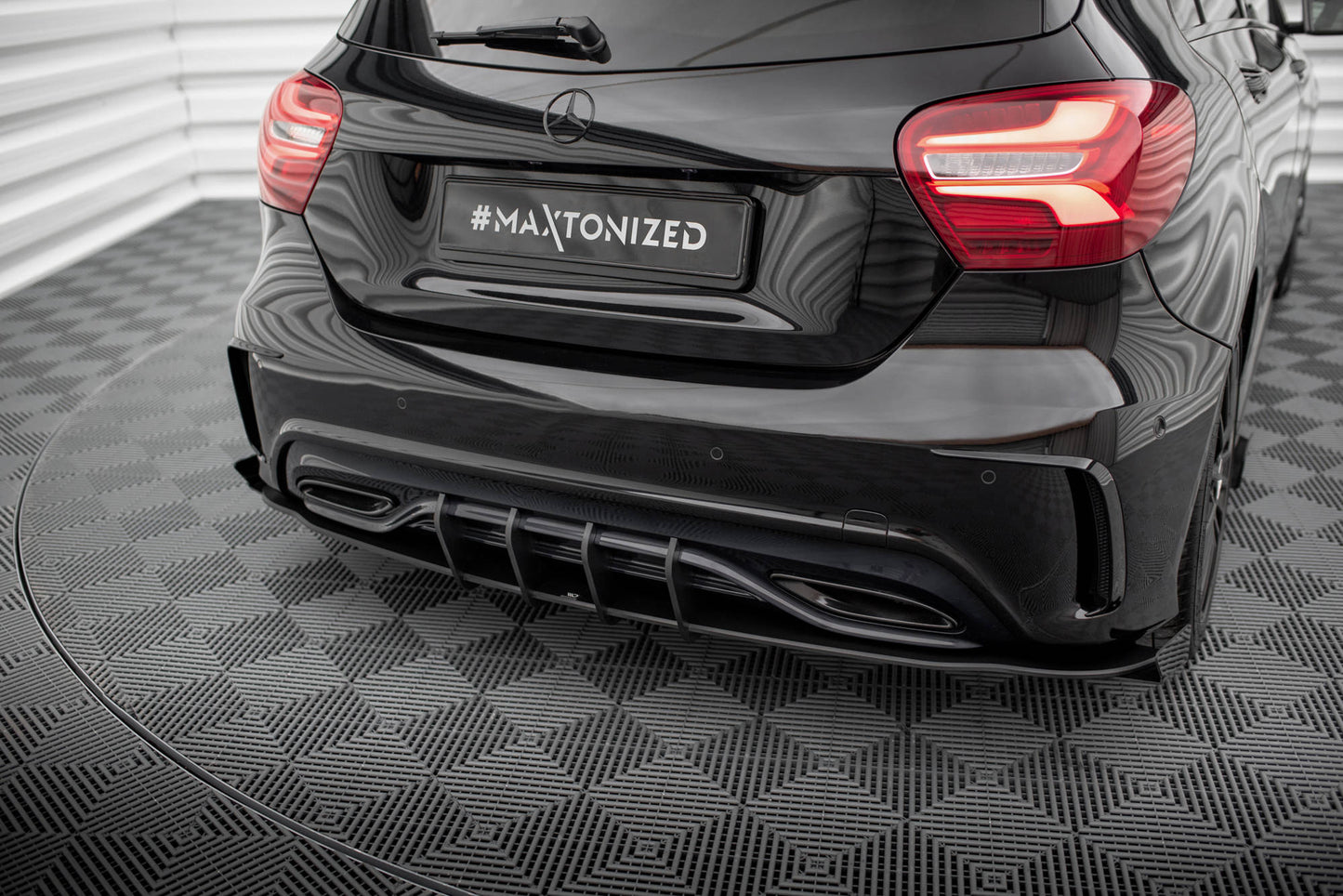 Street pro rear side splitters + flaps mercedes-benz a amg-line w176 facelift