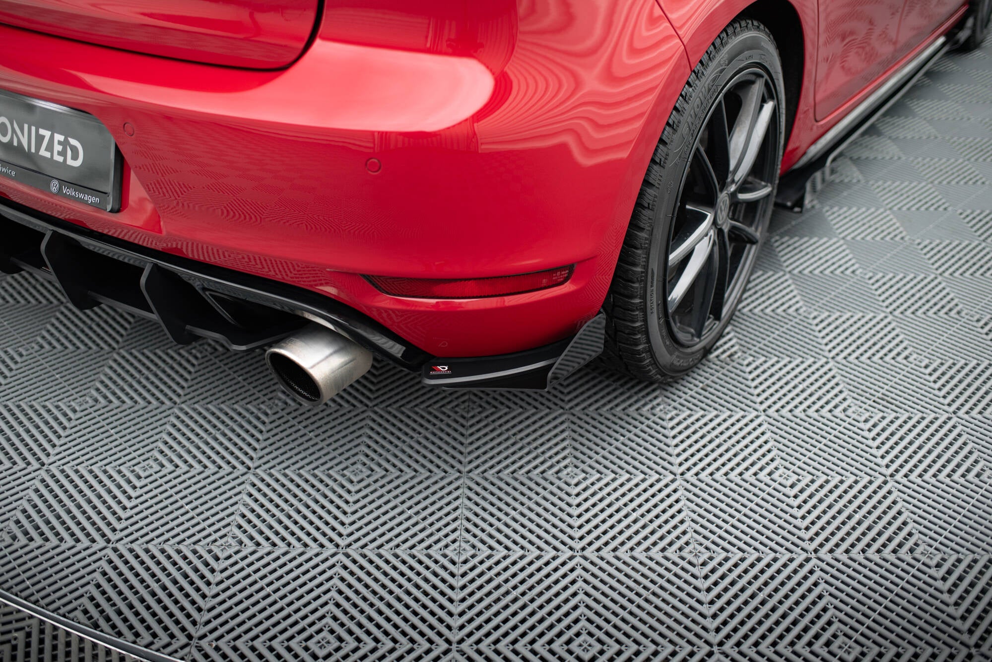 Street Pro TAKA -SIVUSTERIT + FLAPS Volkswagen Golf GTI MK6