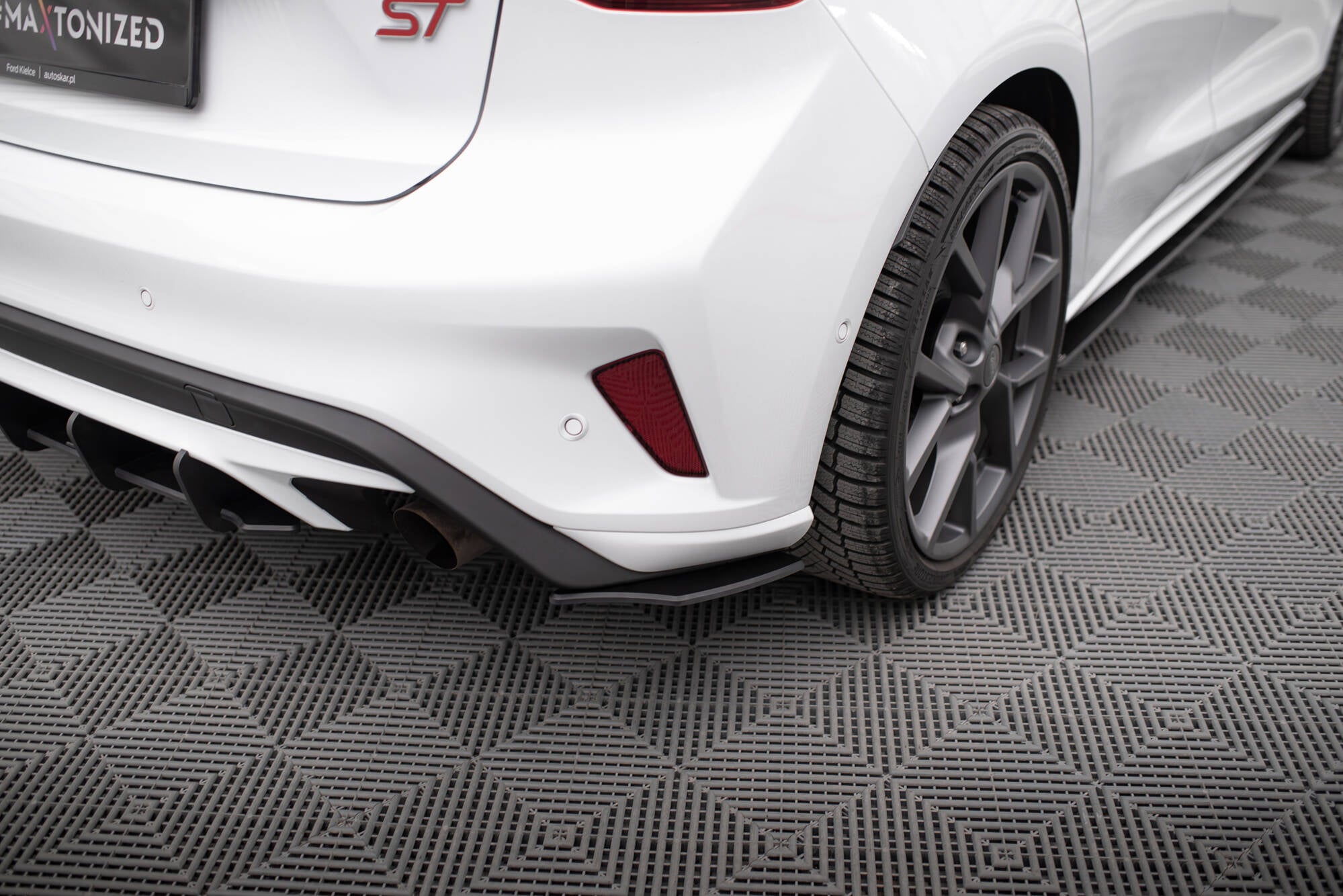Street pro rear side splitters ford focus st mk4